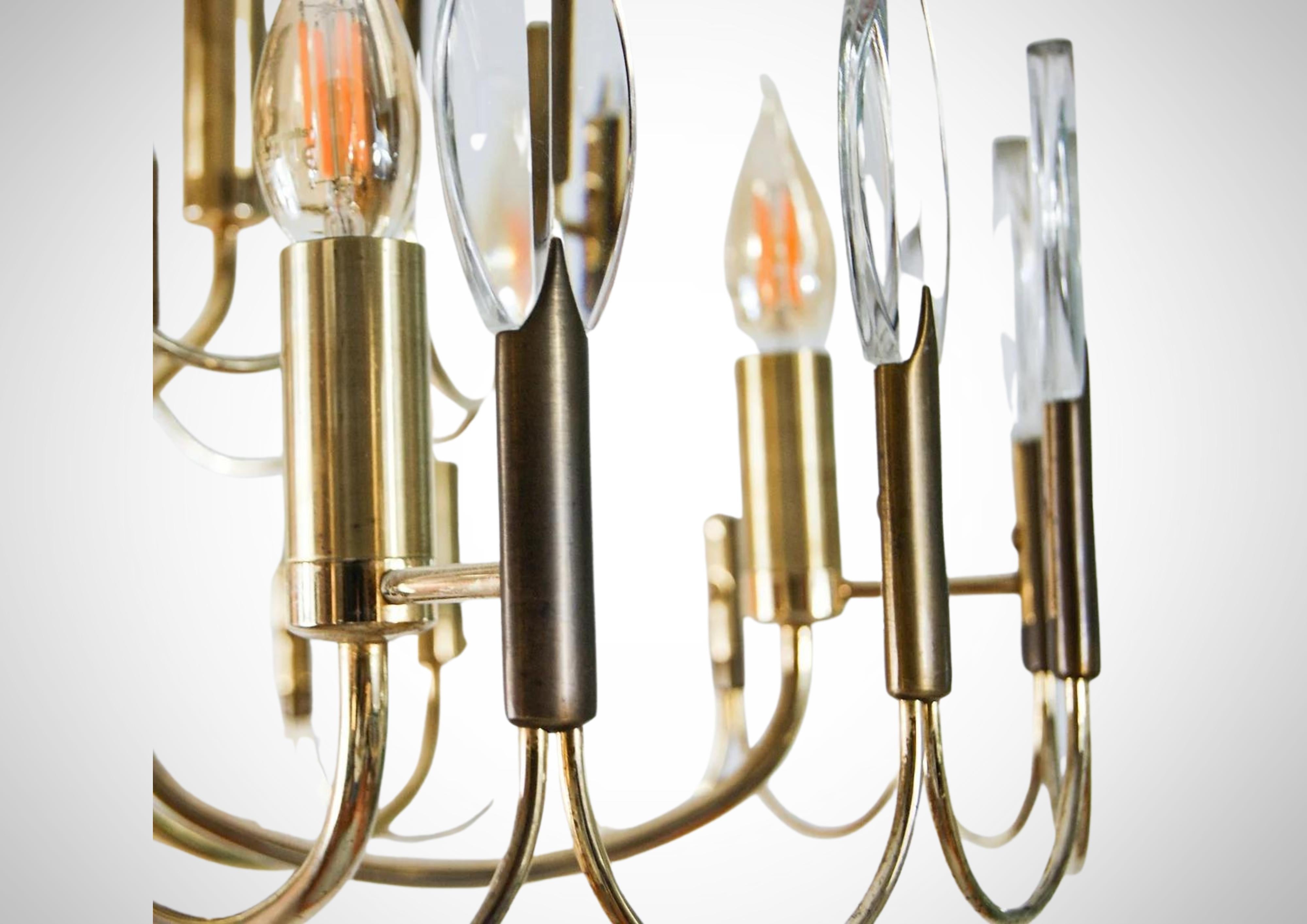 Brass Chandelier by Oscar Torlasco for STILKRONEN 9 Lights For Sale