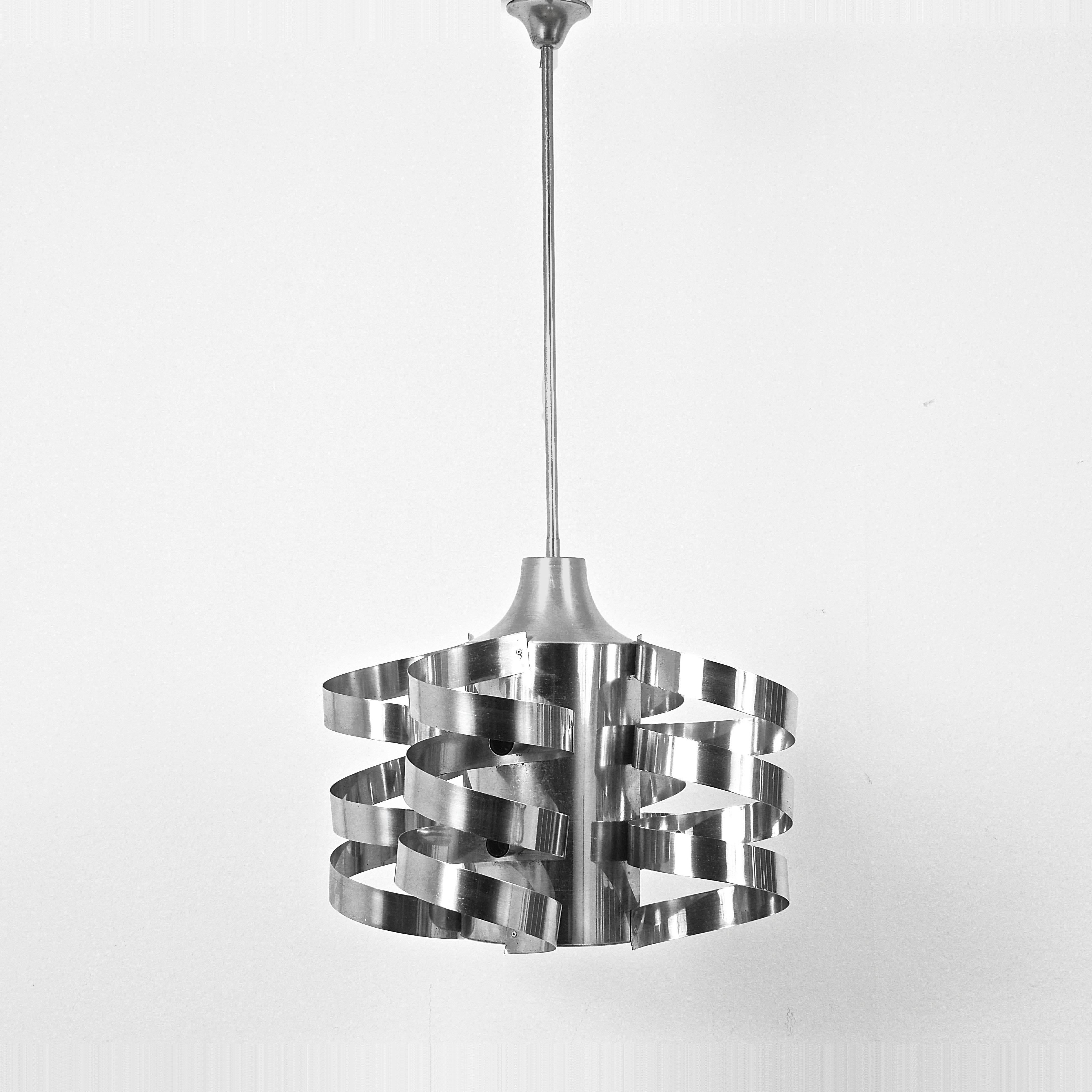 Mid-Century Modern Chandelier Cyclone, Steel Chrome and Aluminum, Attributed to Sauze for Sciolari For Sale