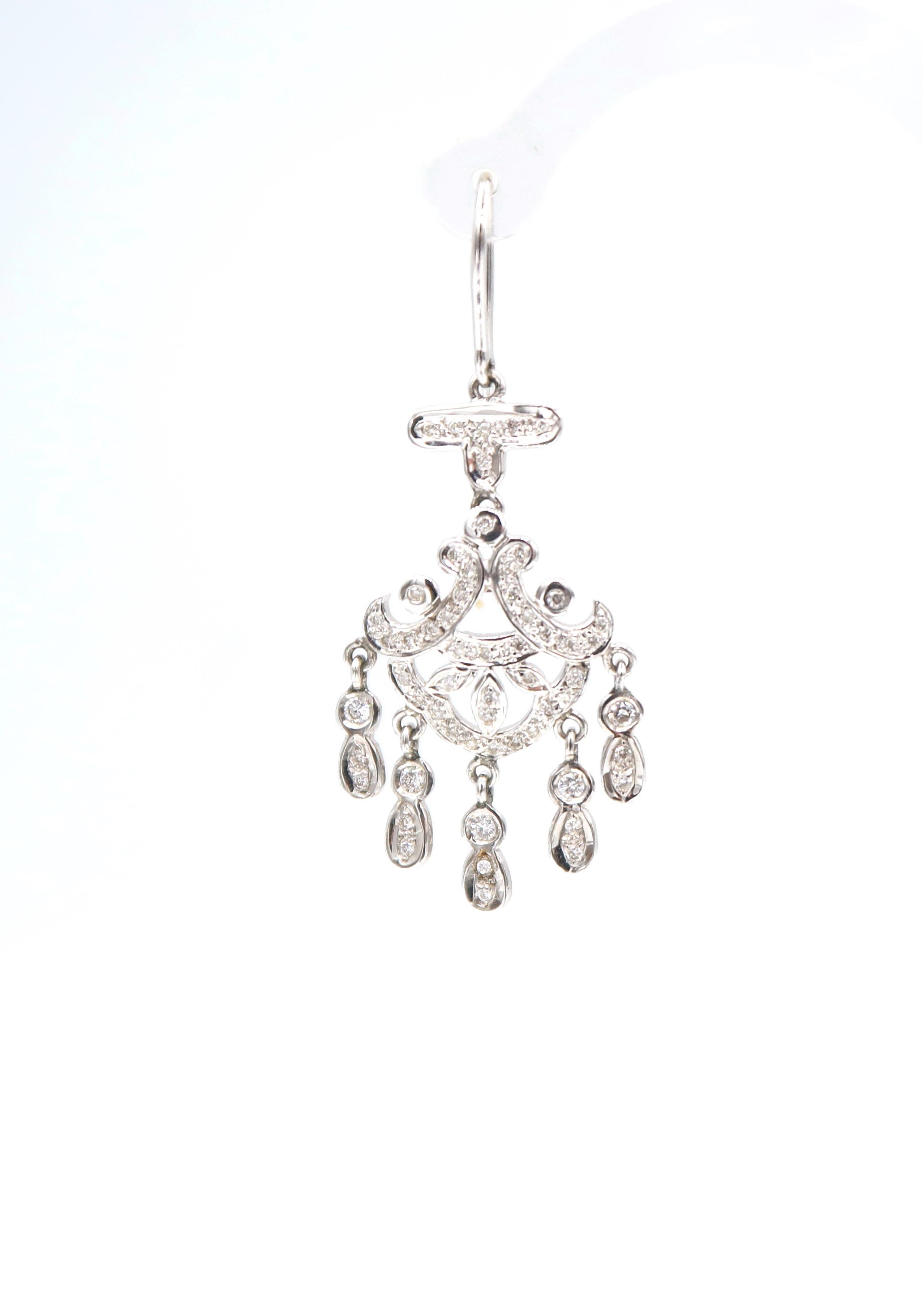 Chandelier Diamond 18 Karat White Gold Dangle Hook Earrings In New Condition For Sale In Bangkok, TH