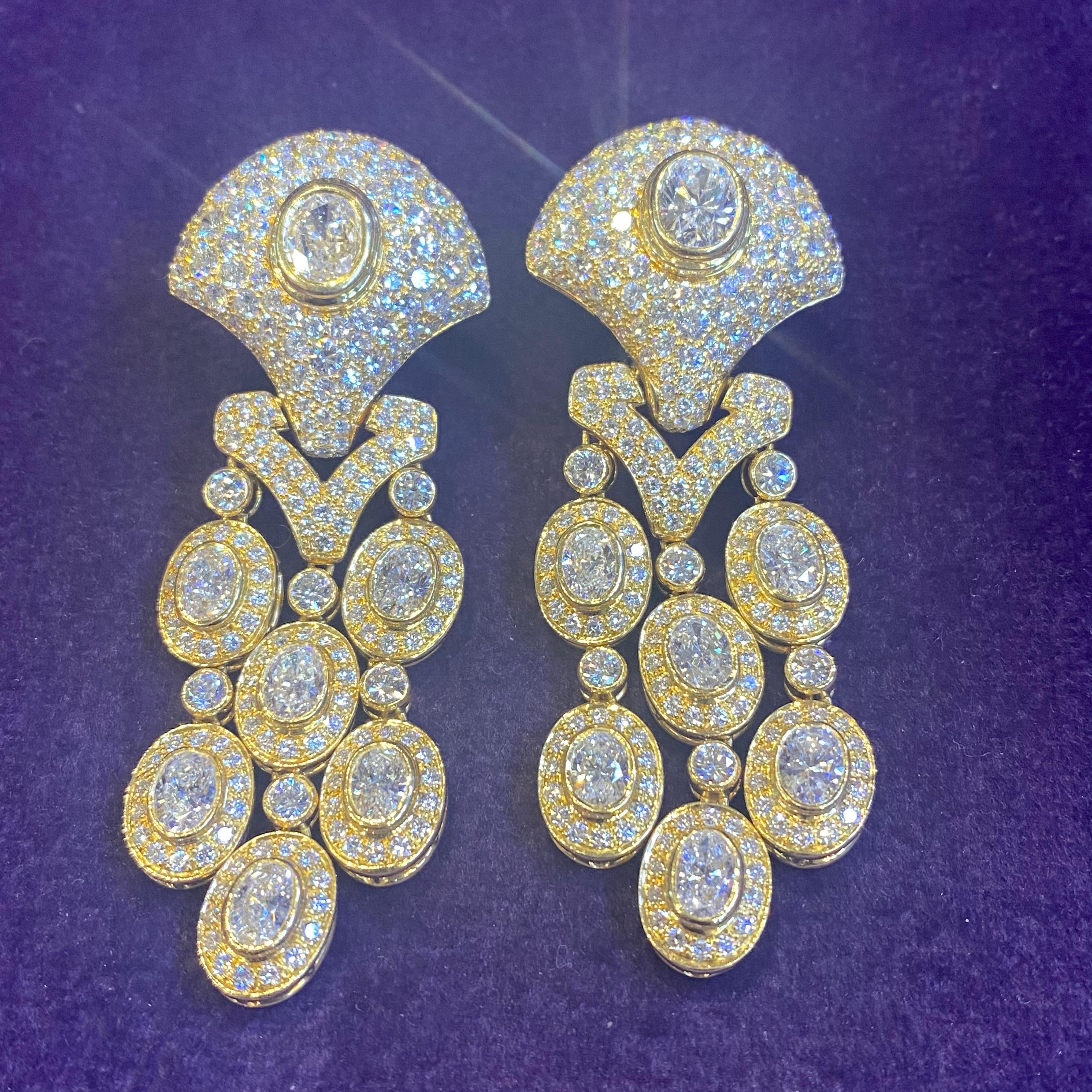 Women's Chandelier Diamond Earrings by Tabbah For Sale