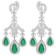 Chandelier Earrings Emeralds 8.45 Carats and Diamonds 9.44 Carats