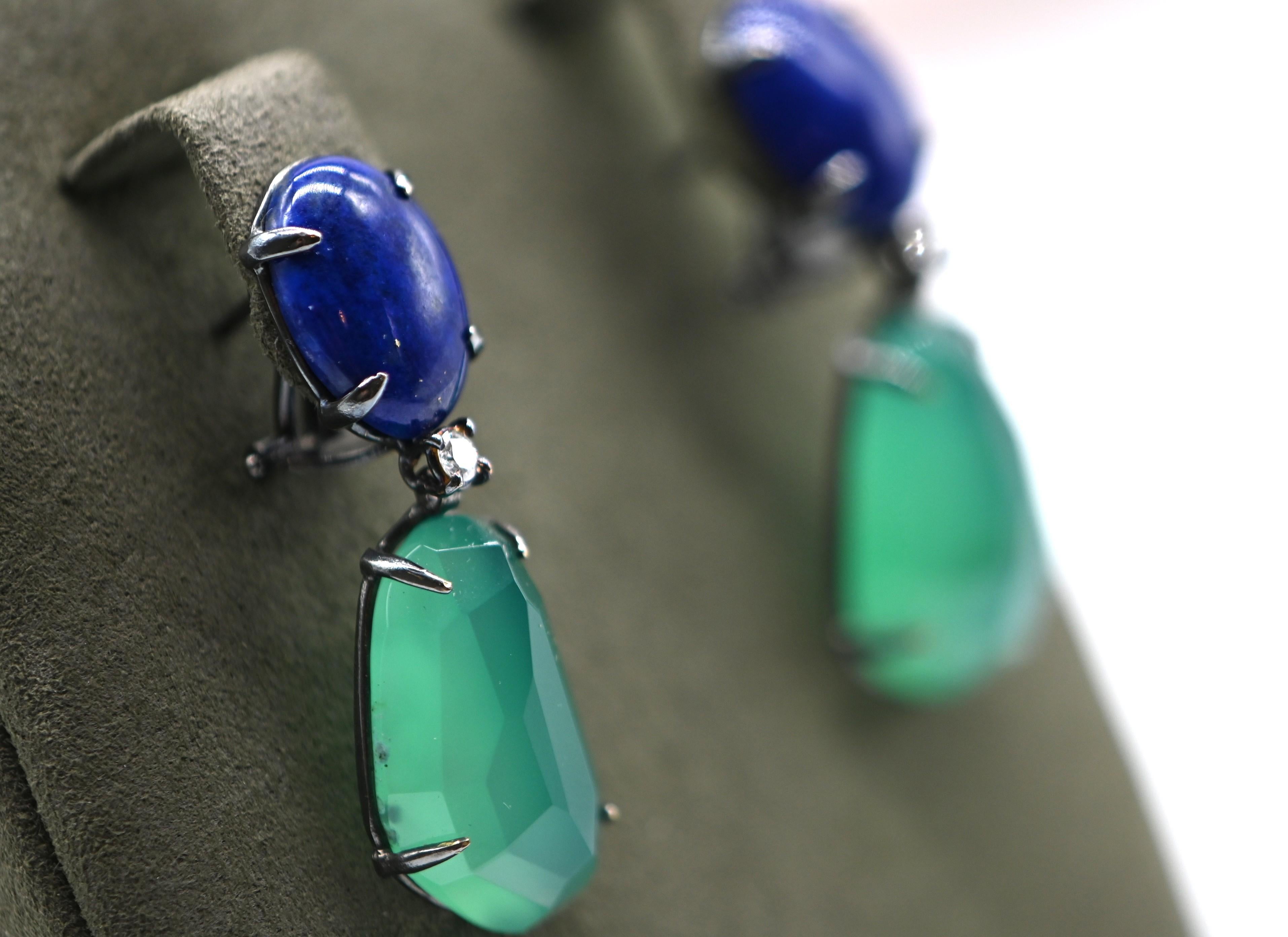 Women's or Men's Chandelier Earrings Lapis Lazuli Agate Diamonds Black Gold 18 Carat For Sale