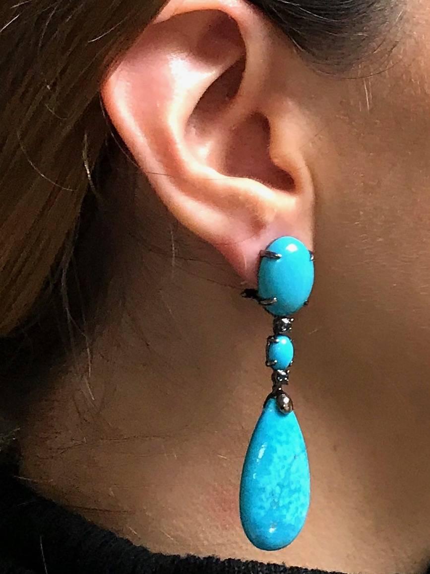 Brilliant Cut Chandelier Earrings Turquoises Blue Sapphires Black Gold 18 Karat For Sale