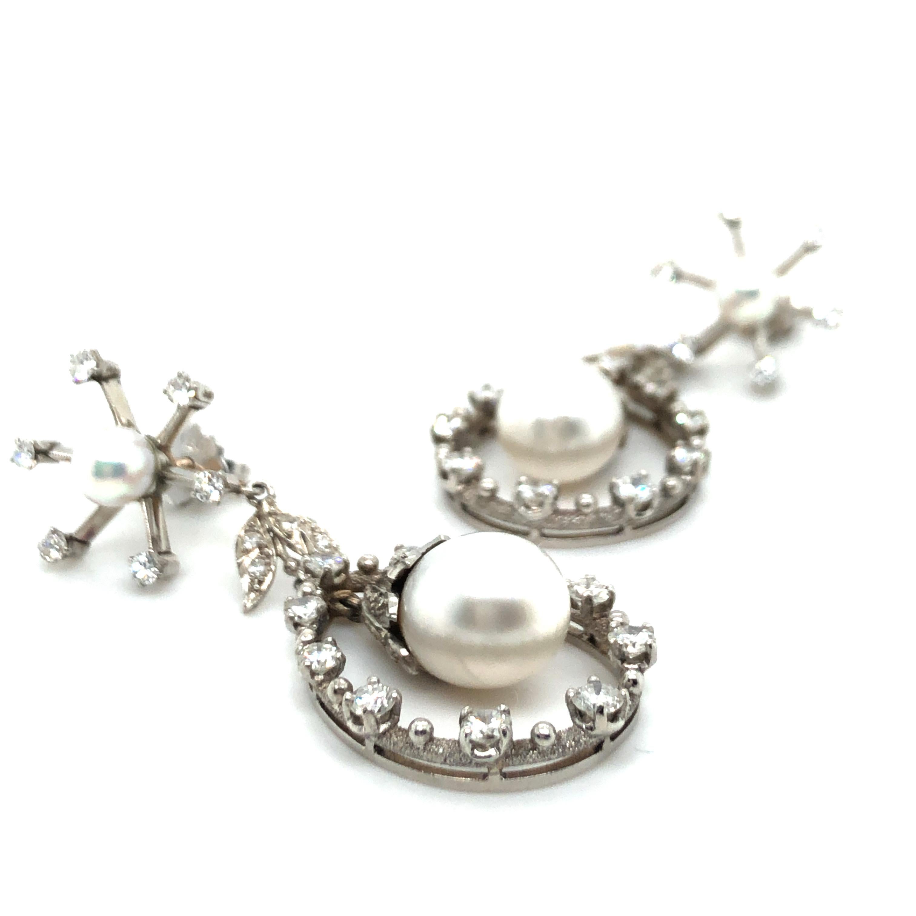 Chandelier Earrings with Diamonds and Akoya Pearls in 18k White Gold 4