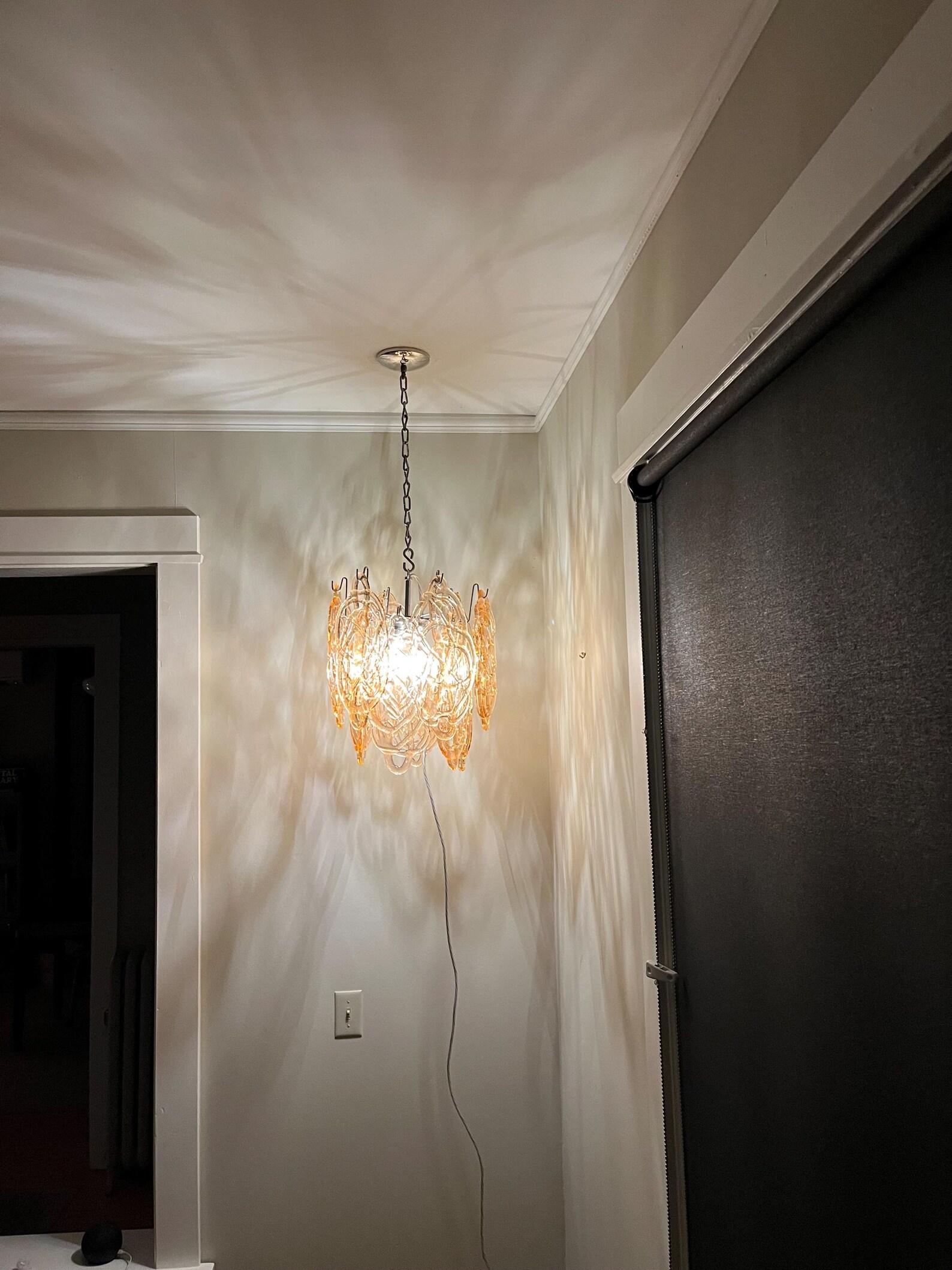 Italiano Lampadario di Murano, Italia. Spedizione gratuita negli Stati Uniti continentali. in vendita