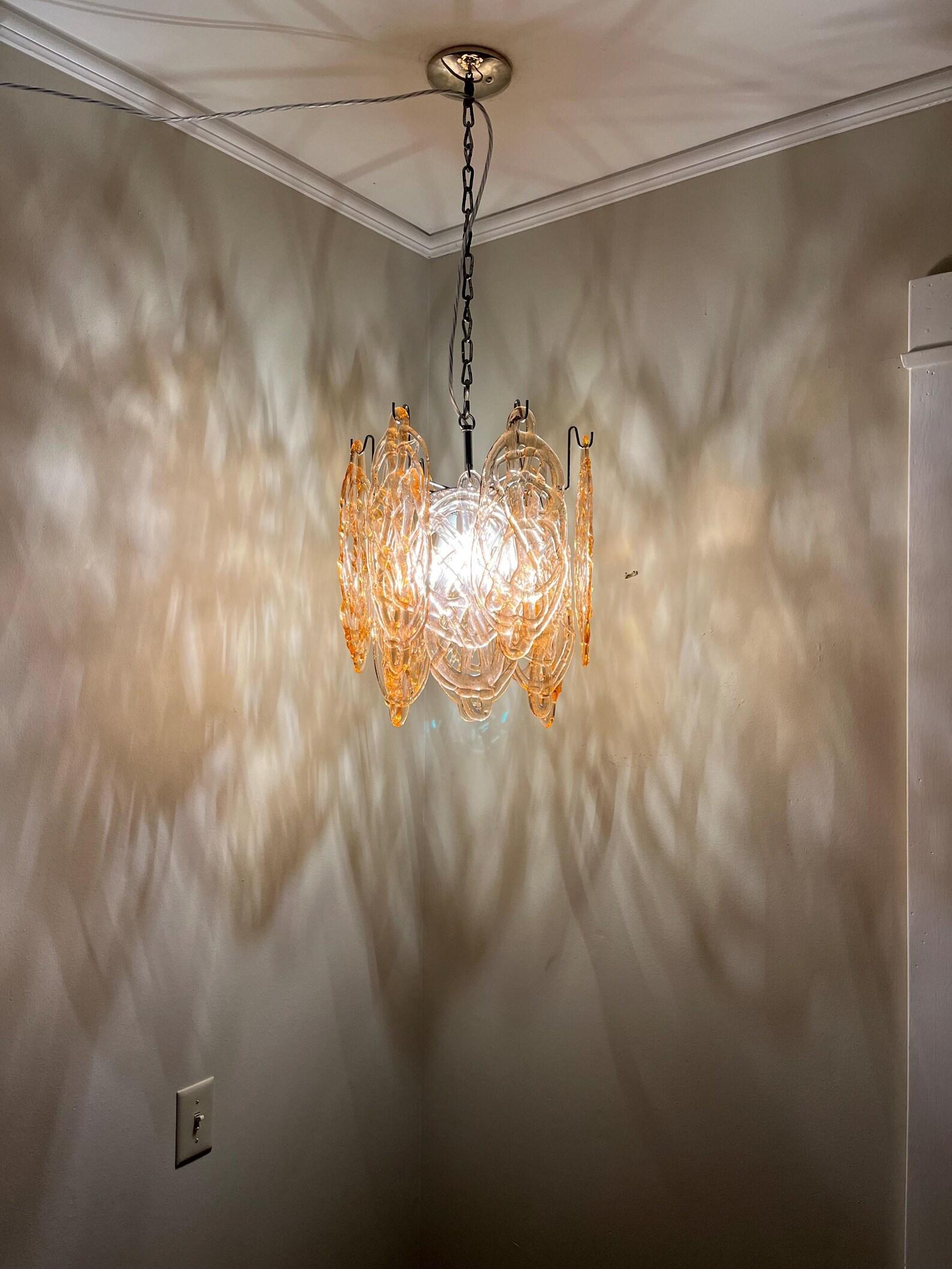 Lampadario di Murano, Italia. Spedizione gratuita negli Stati Uniti continentali. In condizioni buone in vendita a Madison, WI