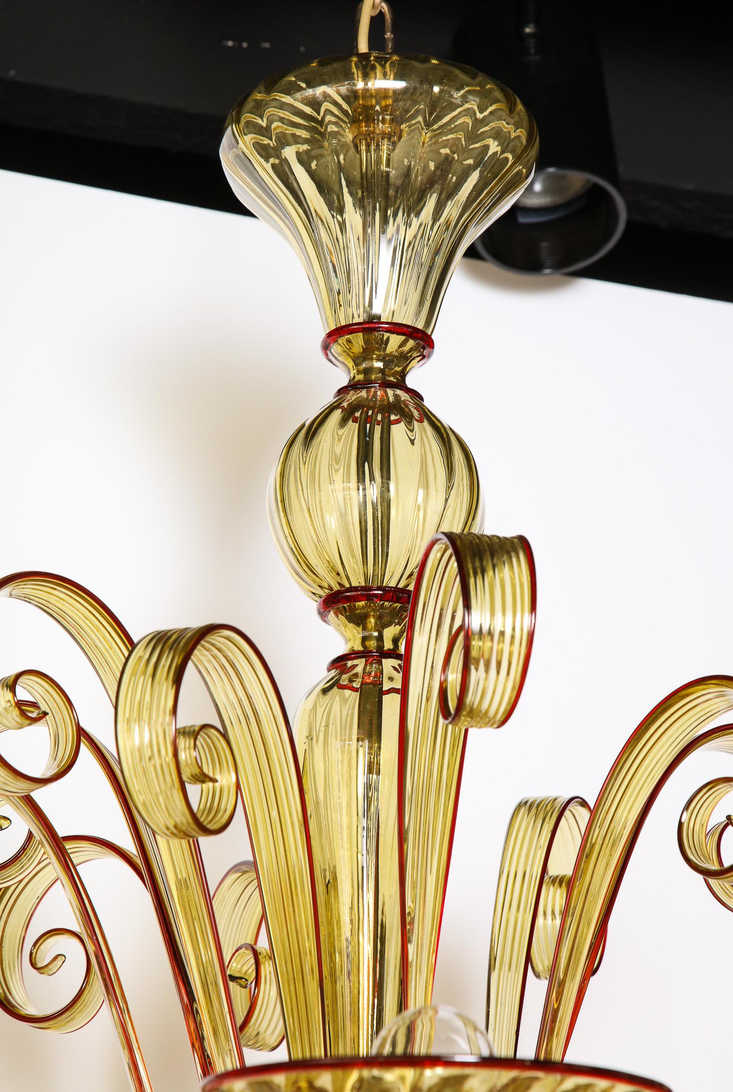 Lustre en verre vénitien, couleur ambre/rouge, contemporain, Murano, Italie, 8 branches en vente 11