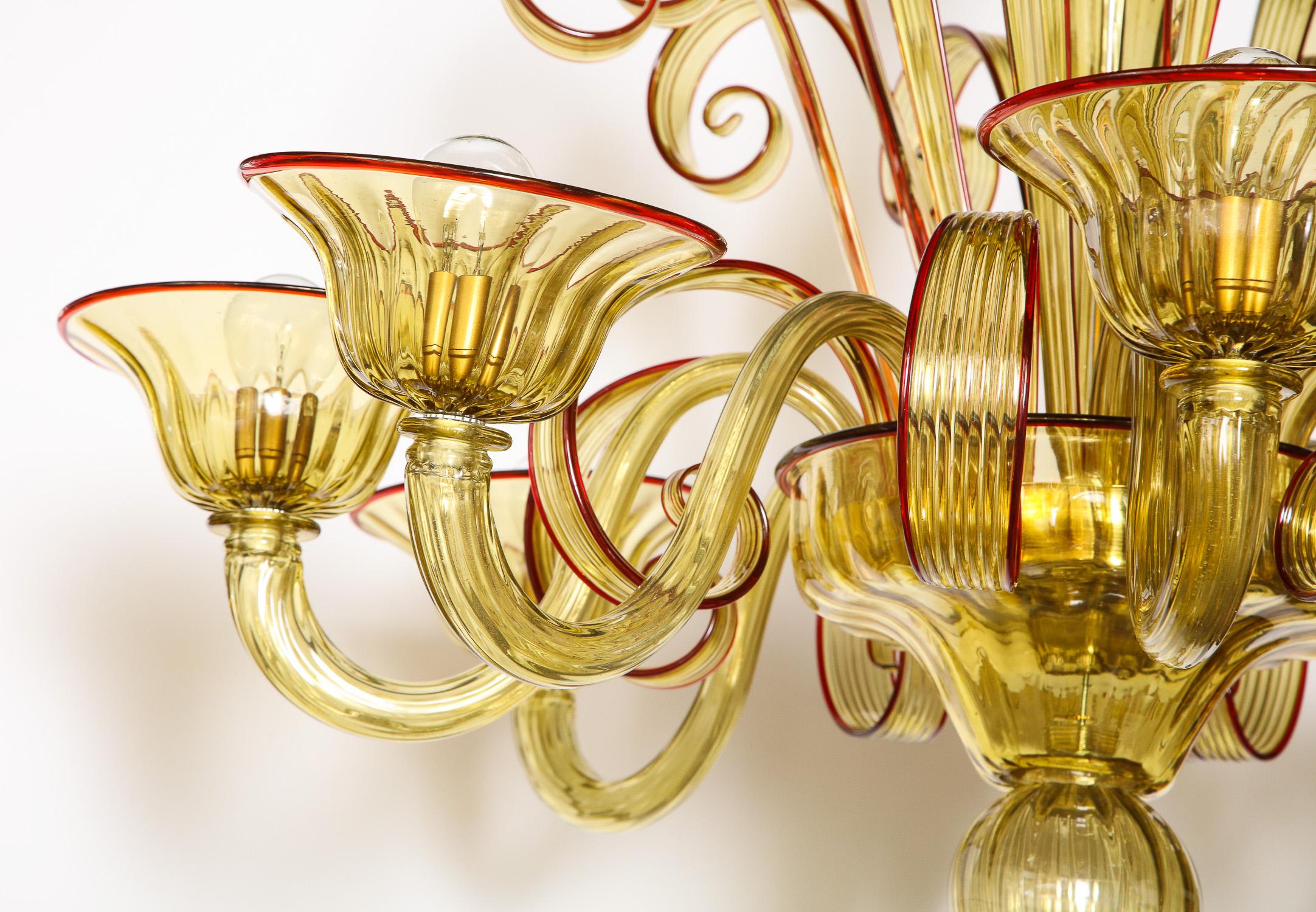Lustre en verre vénitien, couleur ambre/rouge, contemporain, Murano, Italie, 8 branches en vente 12