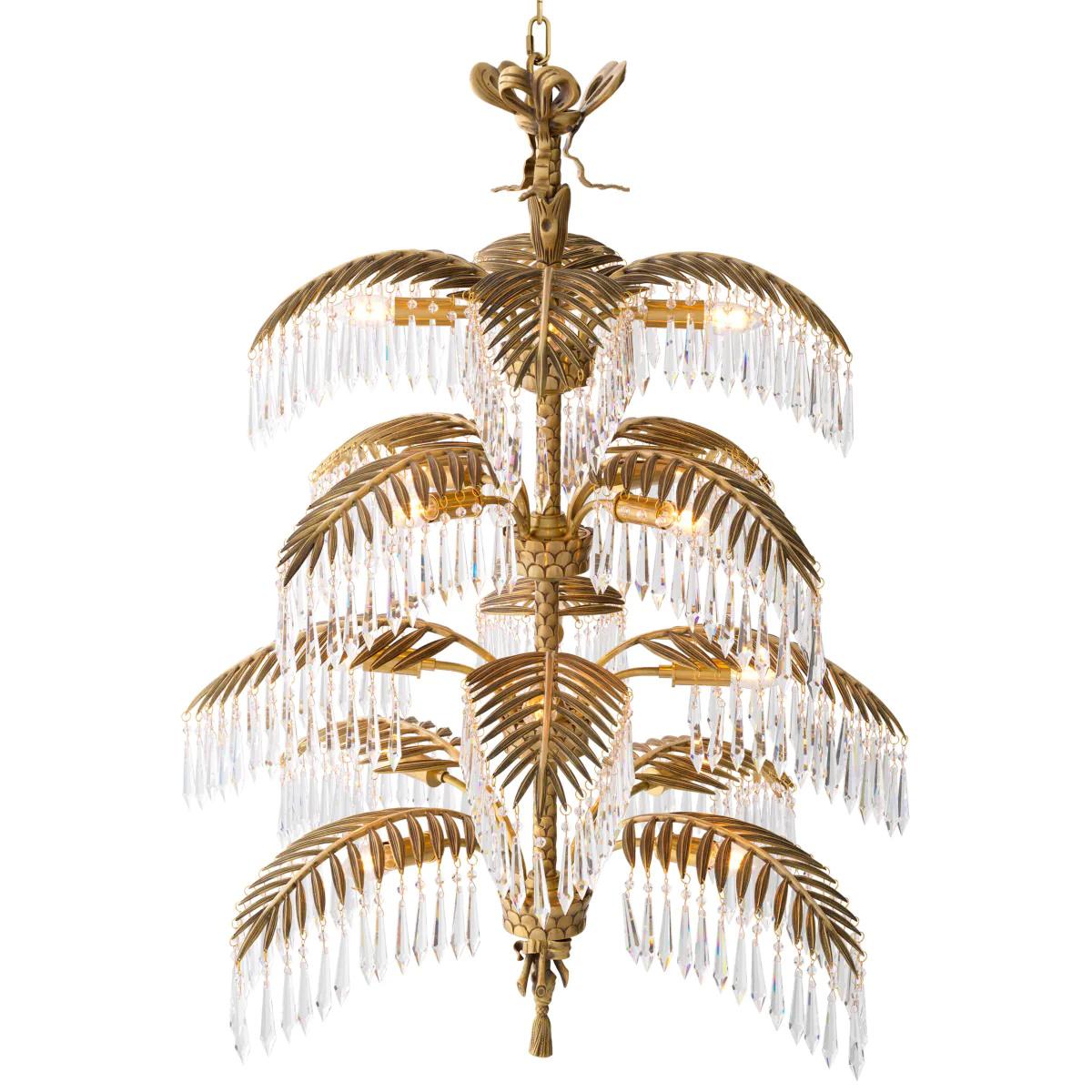 Beautiful chandelier with vintage brass finish and crystal pendants

Dimensions: ø 95 x H. 106 cm.