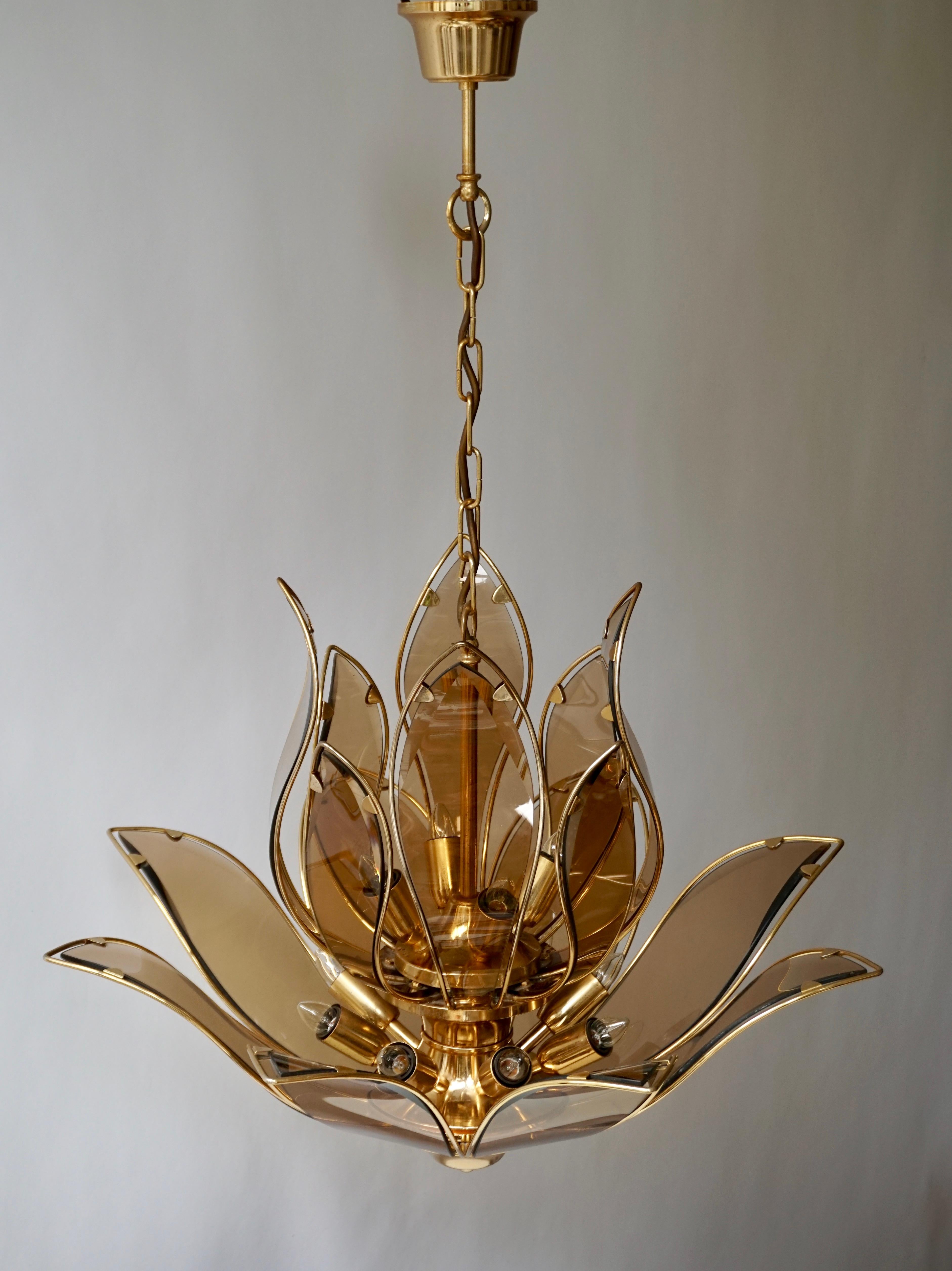 Hollywood Regency Chandelier in Brass and Glass