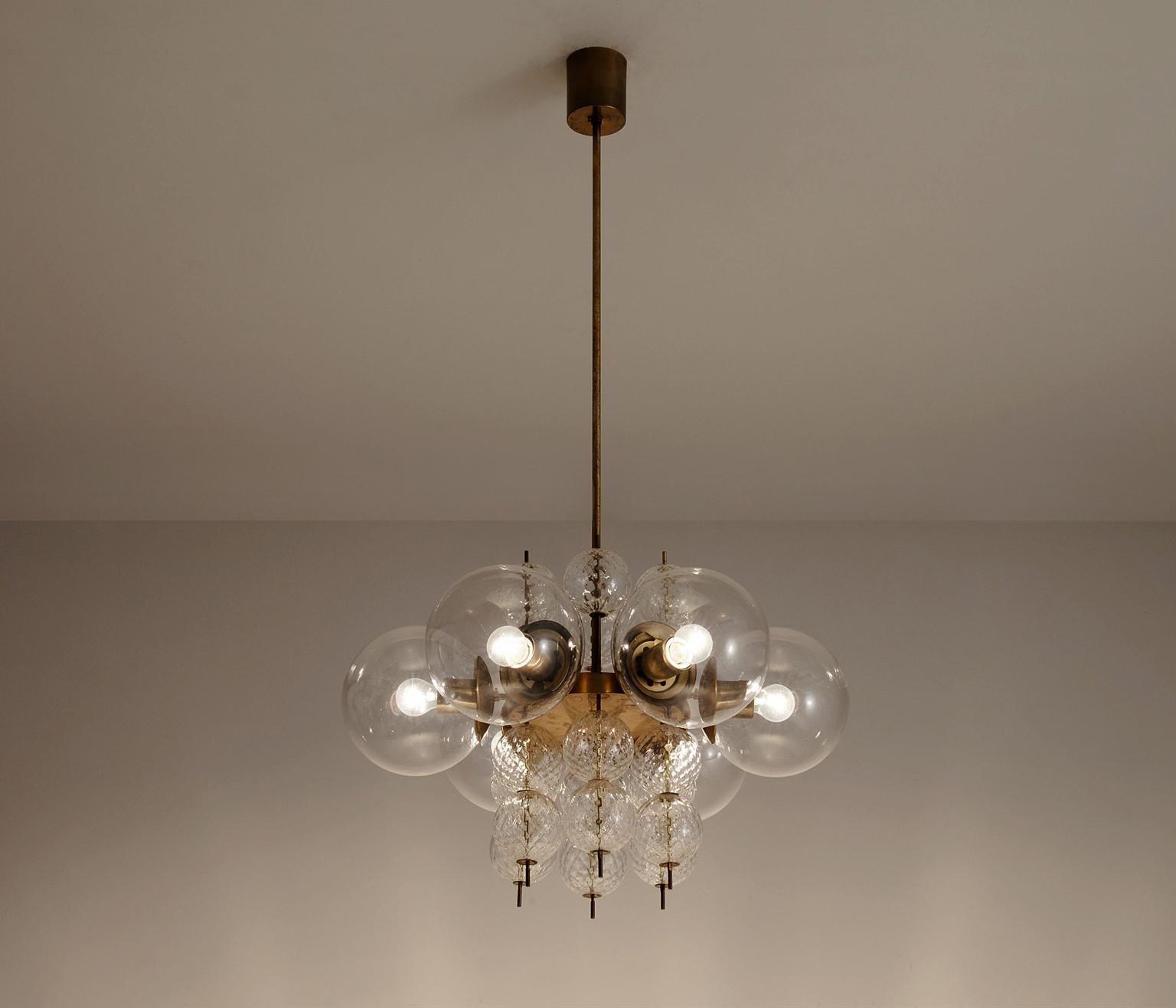 Chandelier in Brass and Glass In Good Condition In Waalwijk, NL