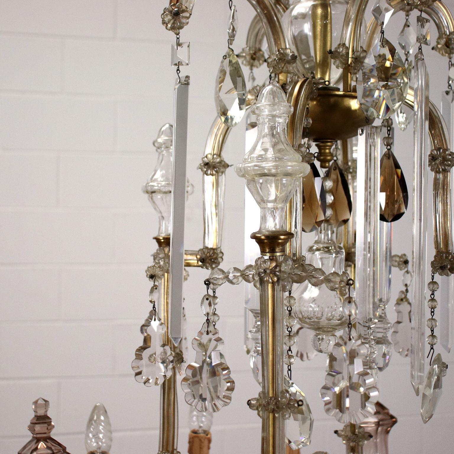 Chandelier in Gilded Bronze and Glass In Fair Condition For Sale In Milano, IT