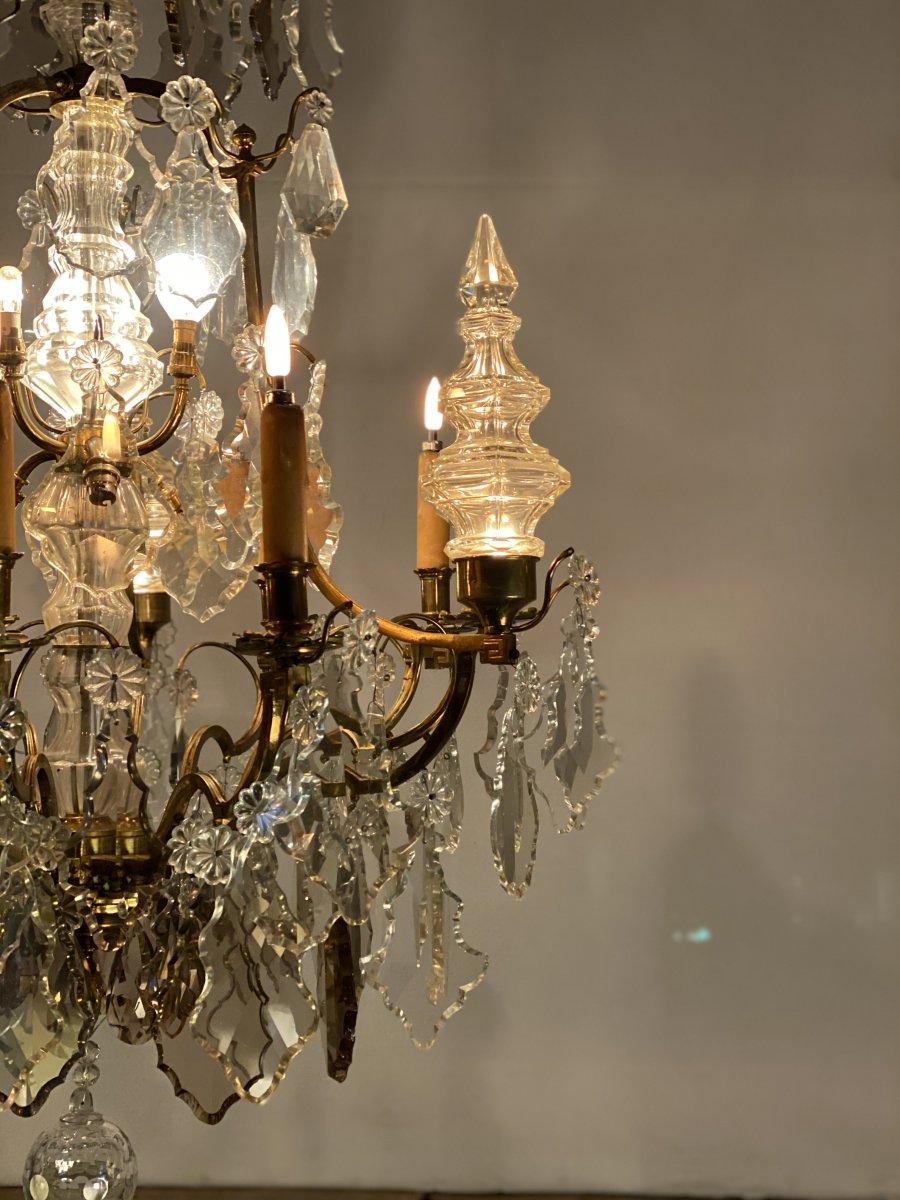 Chandelier in Gilt Bronze Garnished with Transparent and Golden Tassels In Excellent Condition For Sale In Honnelles, WHT