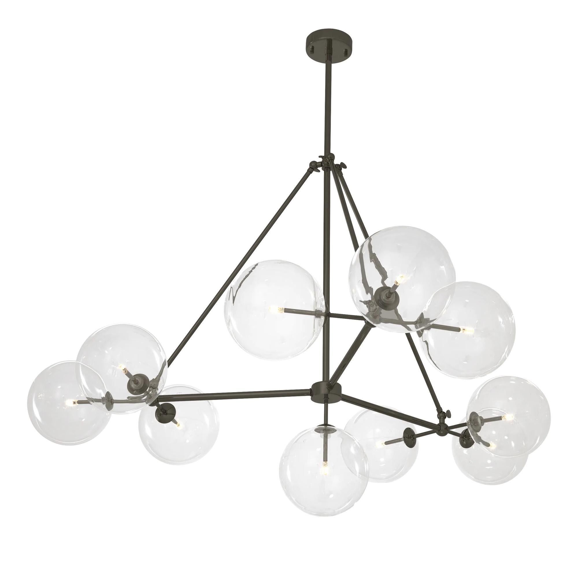 Bellissimo lampadario Bermude con finiture in bronzo/ottone e vetro trasparente

Dimensioni: ø 140 x H. 90 cm.