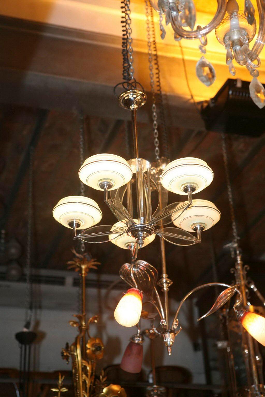 Hanging lamp

Material: chrome, glass
Style: 50
Country:: France
To take care of your property and the lives of our customers, the new wiring has been done.
We have specialized in the sale of Art Deco and Art Nouveau and Vintage styles since