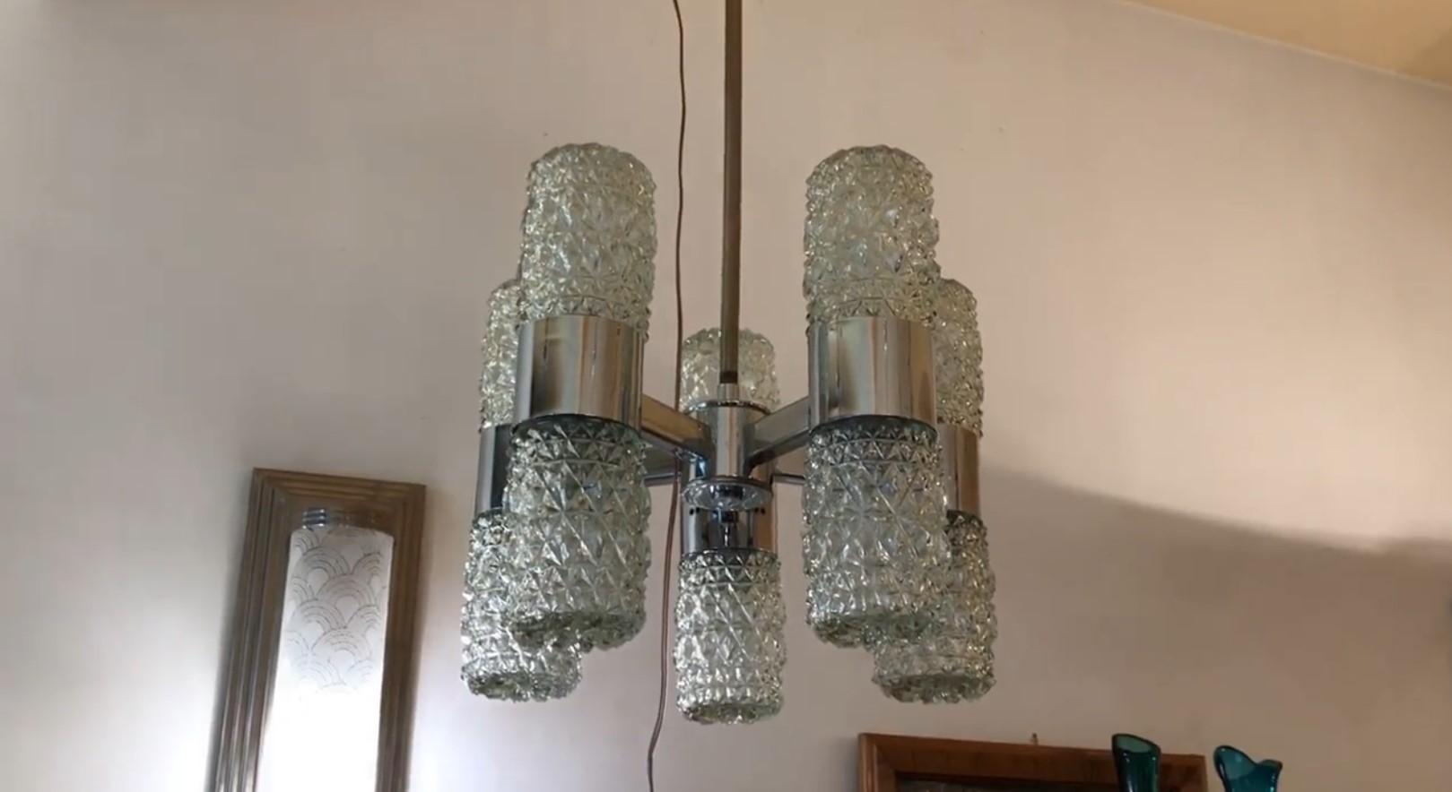 Milieu du XXe siècle Lustre en verre et chrome, 50°, France en vente