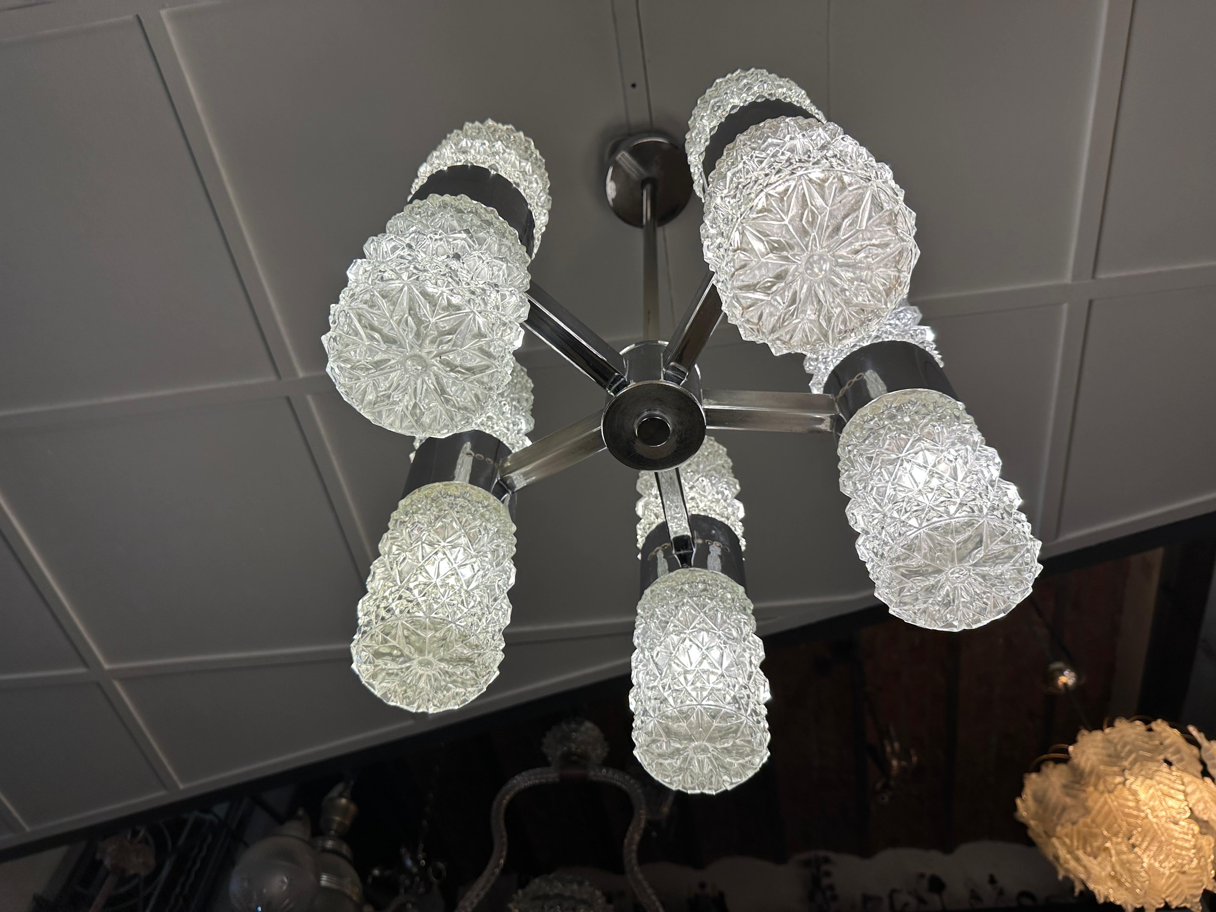 Vetro Lampadario in vetro e cromo, 50°, Francia in vendita