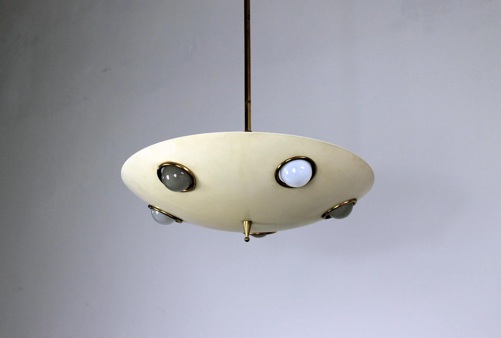 Mid-20th Century Chandelier in Lacquered Aluminum and Brass by Lumen Milano 1950s  For Sale