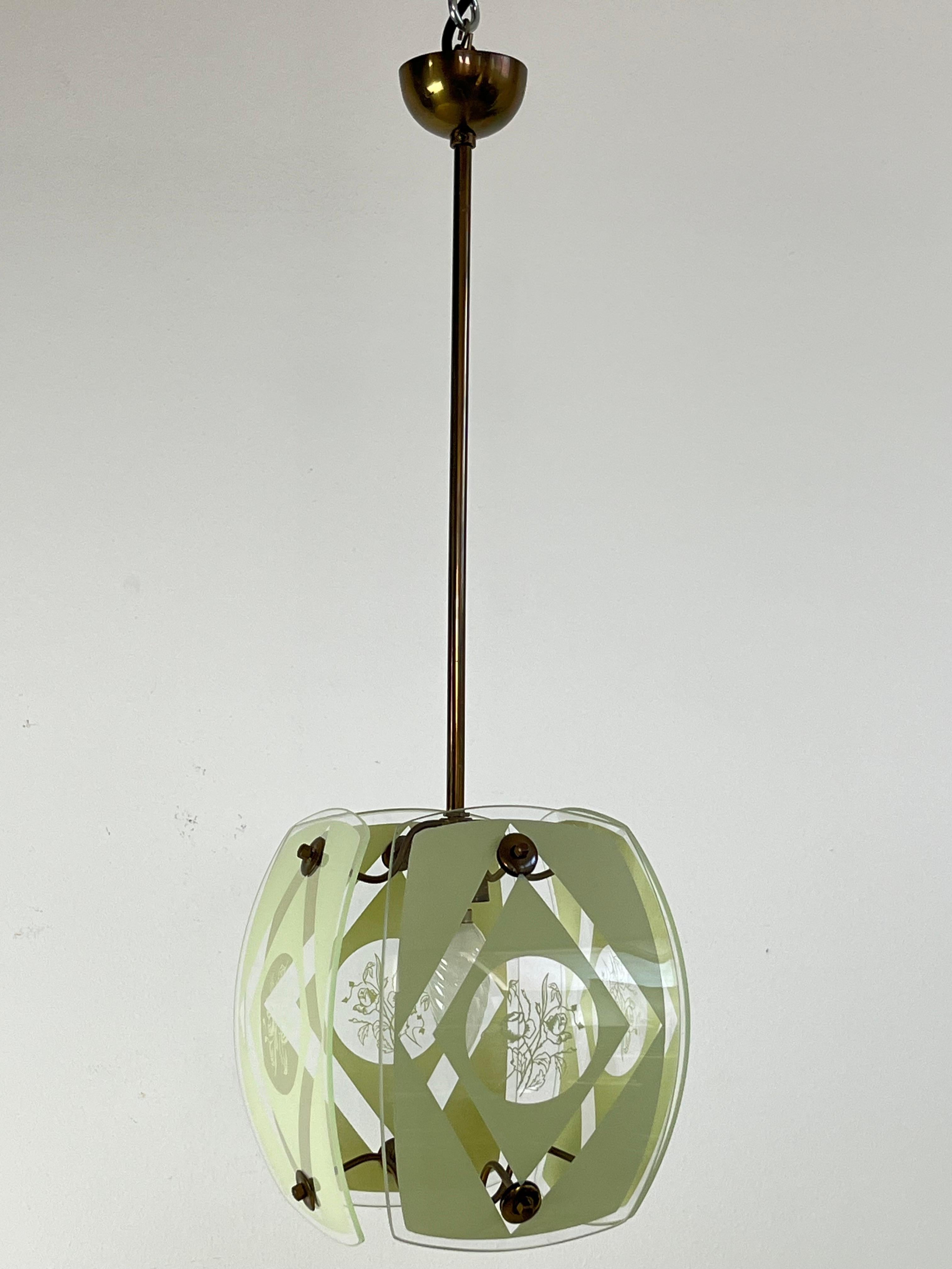 Chandelier in Murano Glass and Brass, in the style of Pietro Chiesa, 1950s For Sale 4