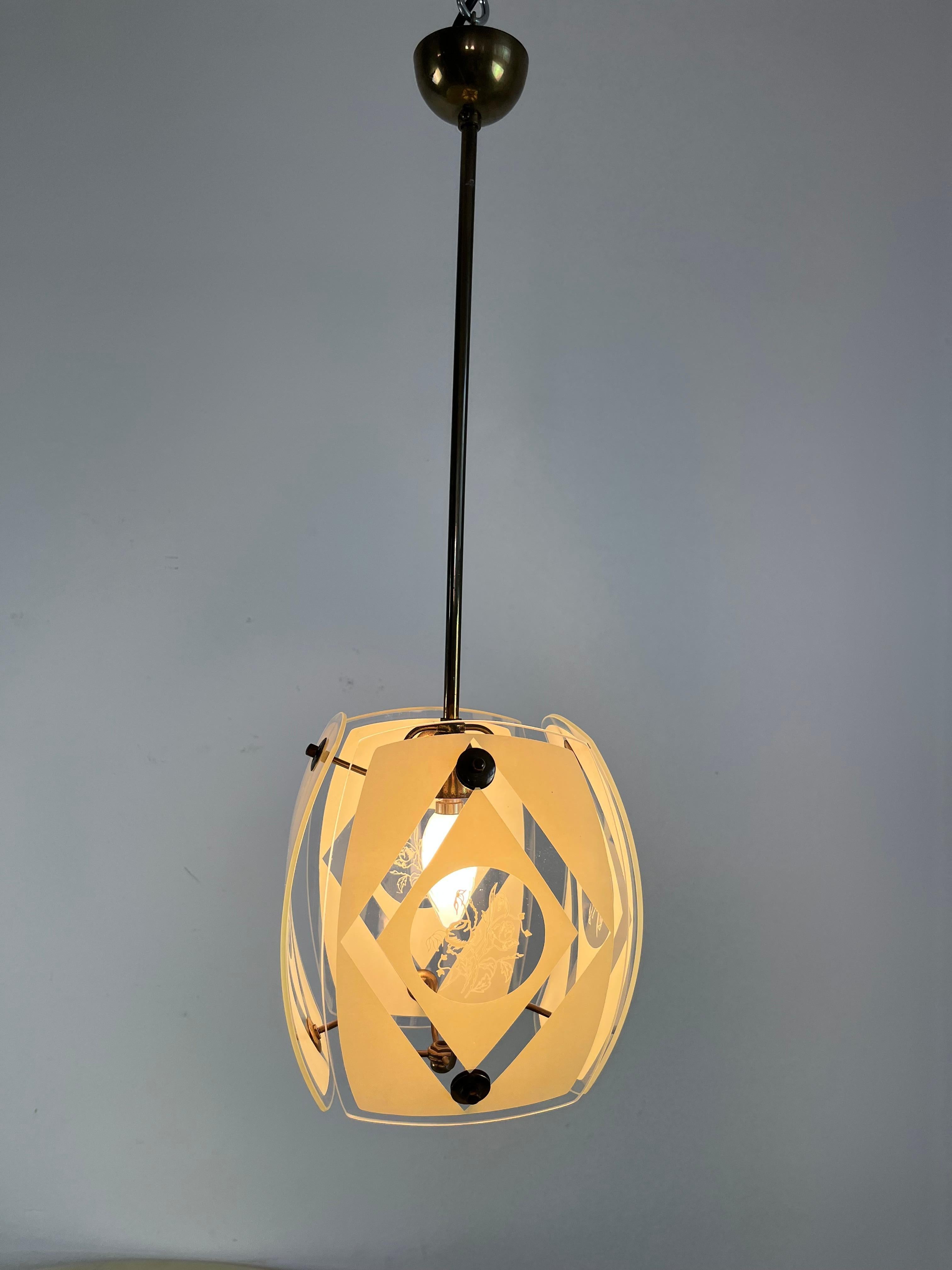 Chandelier in Murano Glass and Brass, in the style of Pietro Chiesa, 1950s For Sale 8