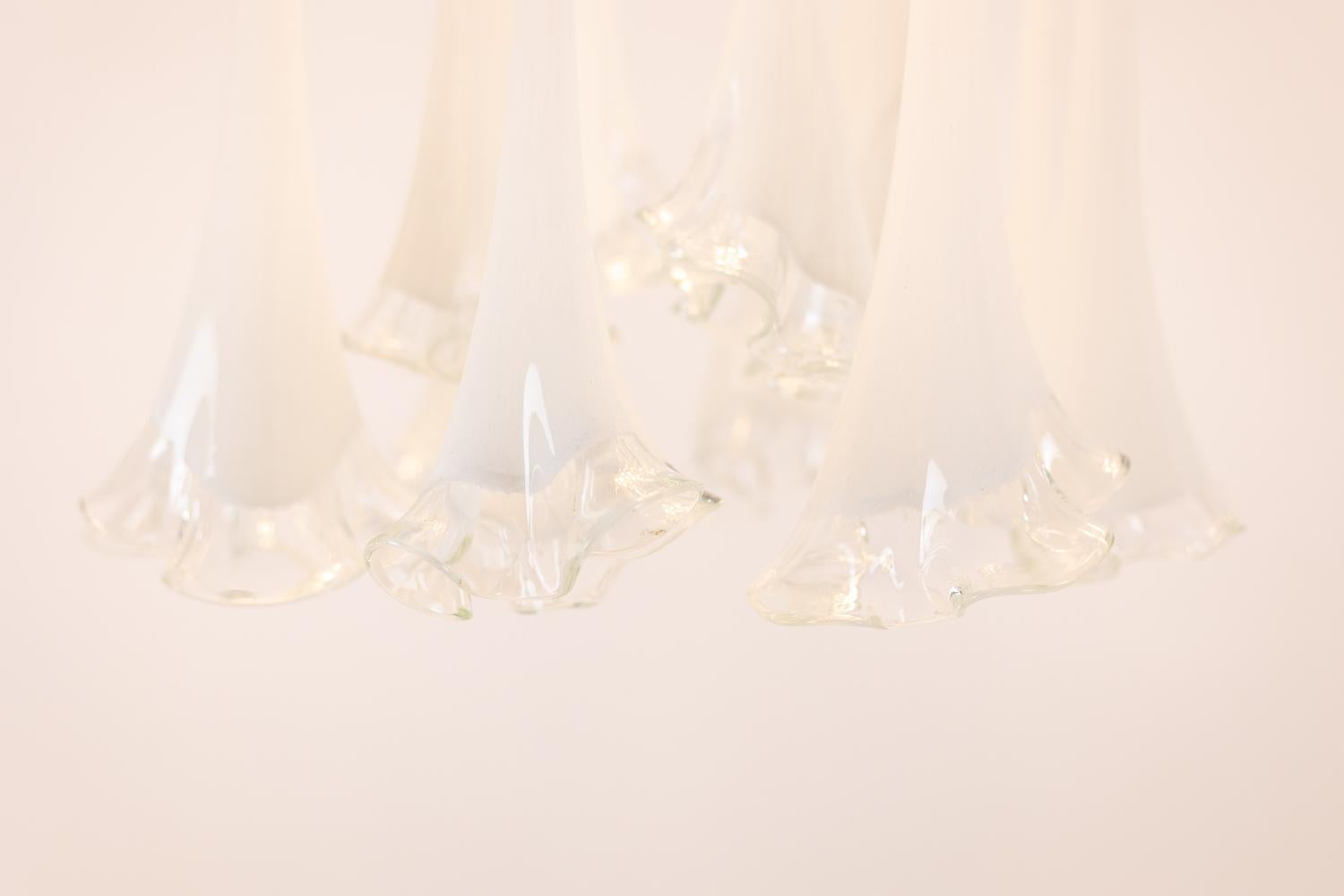 Lampadario in vetro di Murano e metallo cromato. 1970s. in vendita 4
