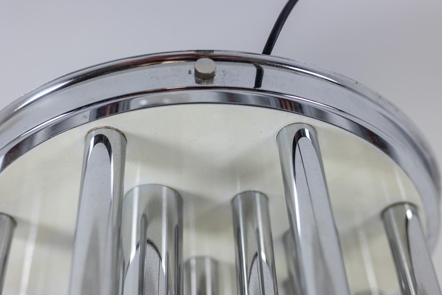 Italiano Lampadario in vetro di Murano e metallo cromato. 1970s. in vendita