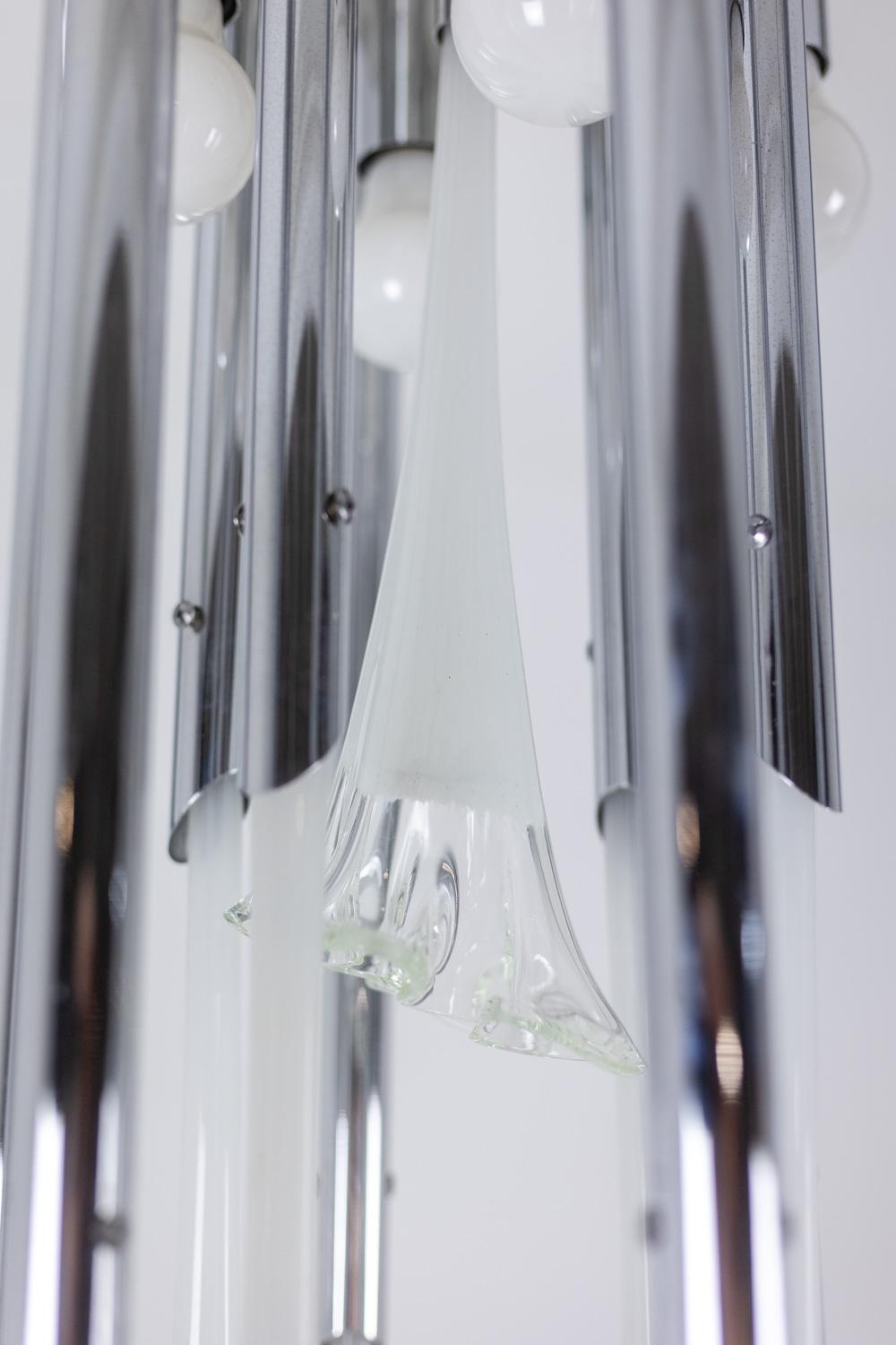 Lampadario in vetro di Murano e metallo cromato. 1970s. in vendita 1