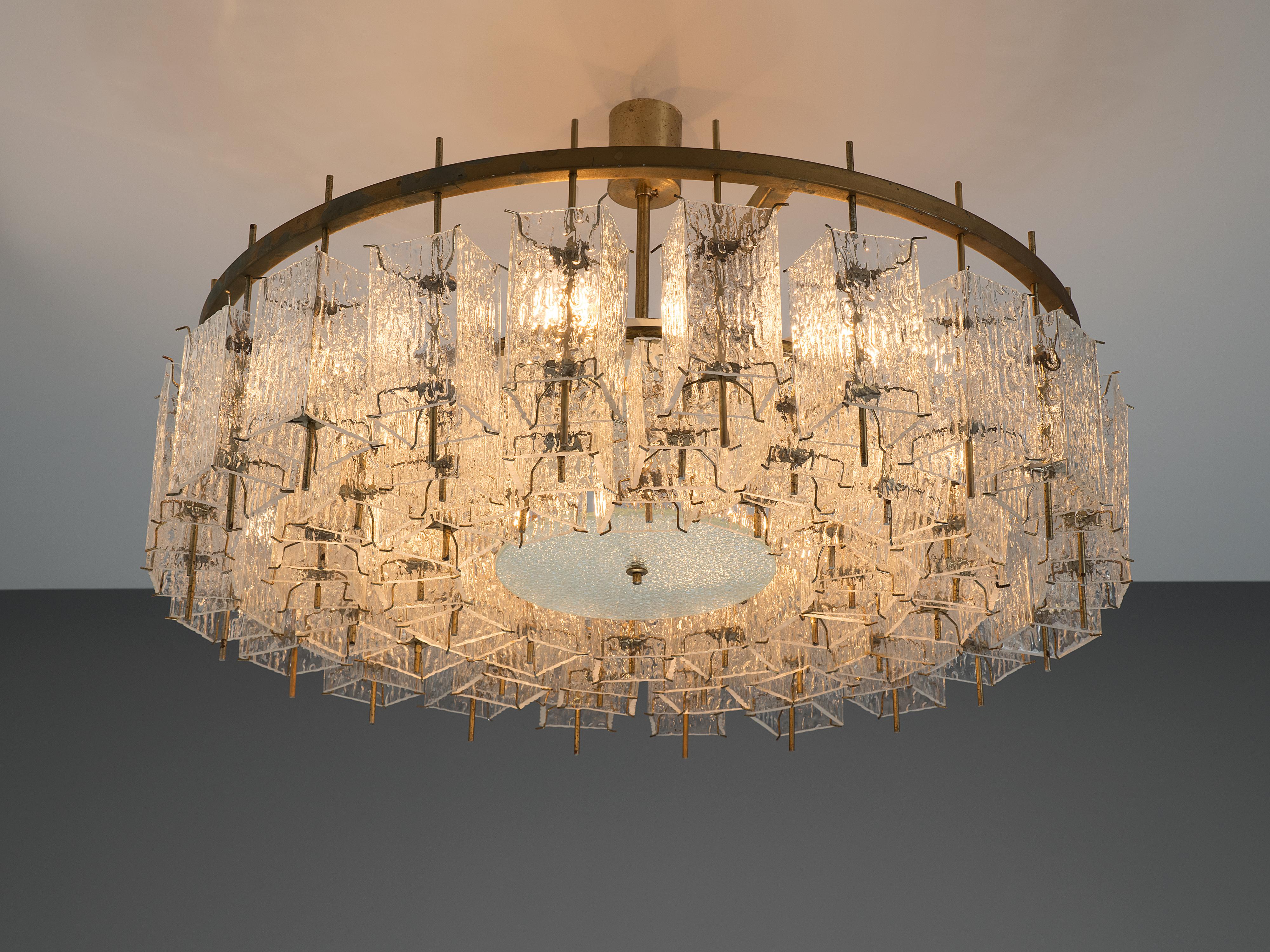 Chandelier in Structured Glass and Brass In Good Condition In Waalwijk, NL