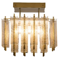 Lampadario in vetro strutturato e ottone