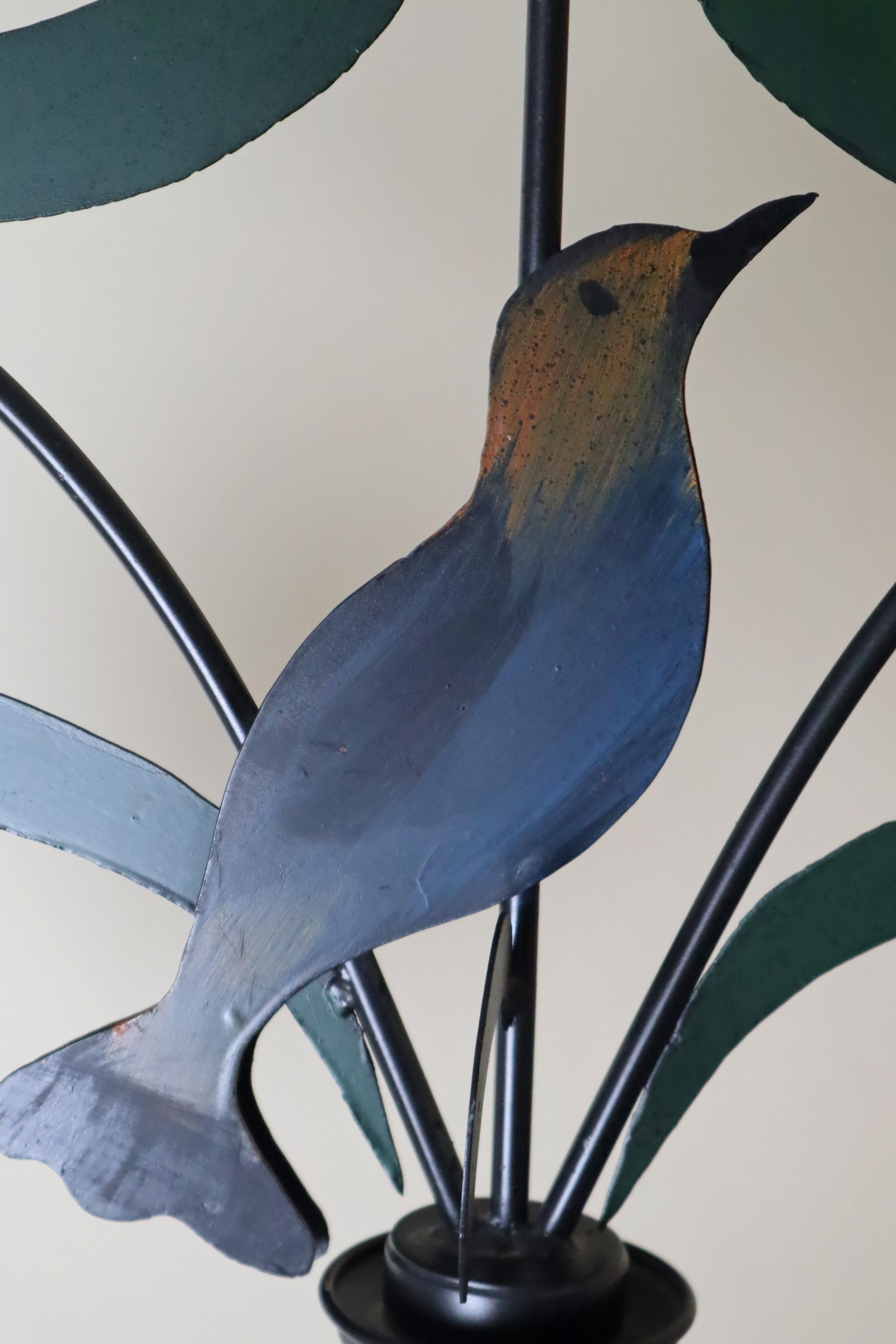 Lámpara de araña en forma de ruiseñor pájaro con Lantterns de cristal de Murano Metal en venta