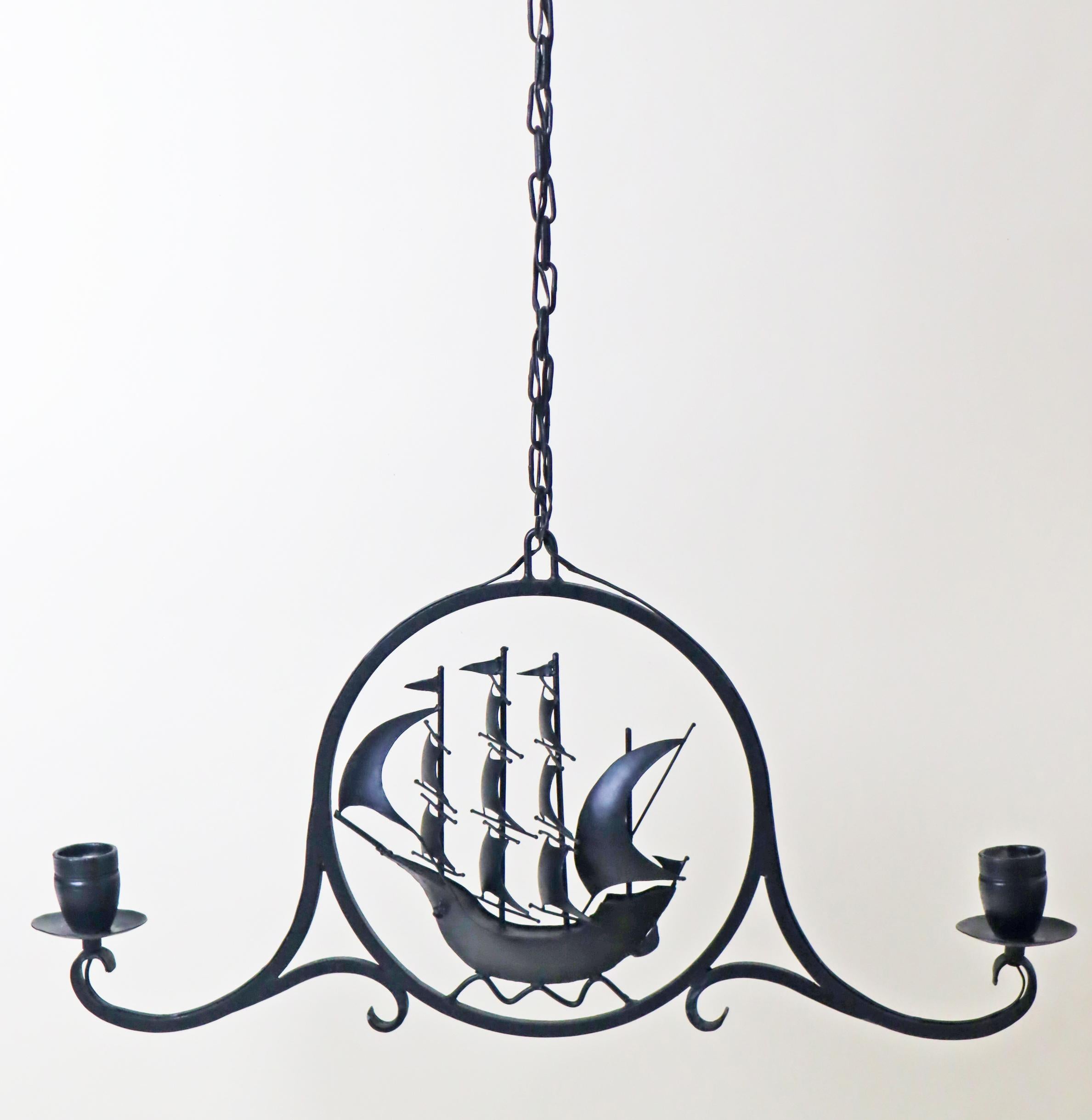 Neorinascimentale Lampadario a forma di nave a vela in stile antico, Danimarca anni '90 in vendita