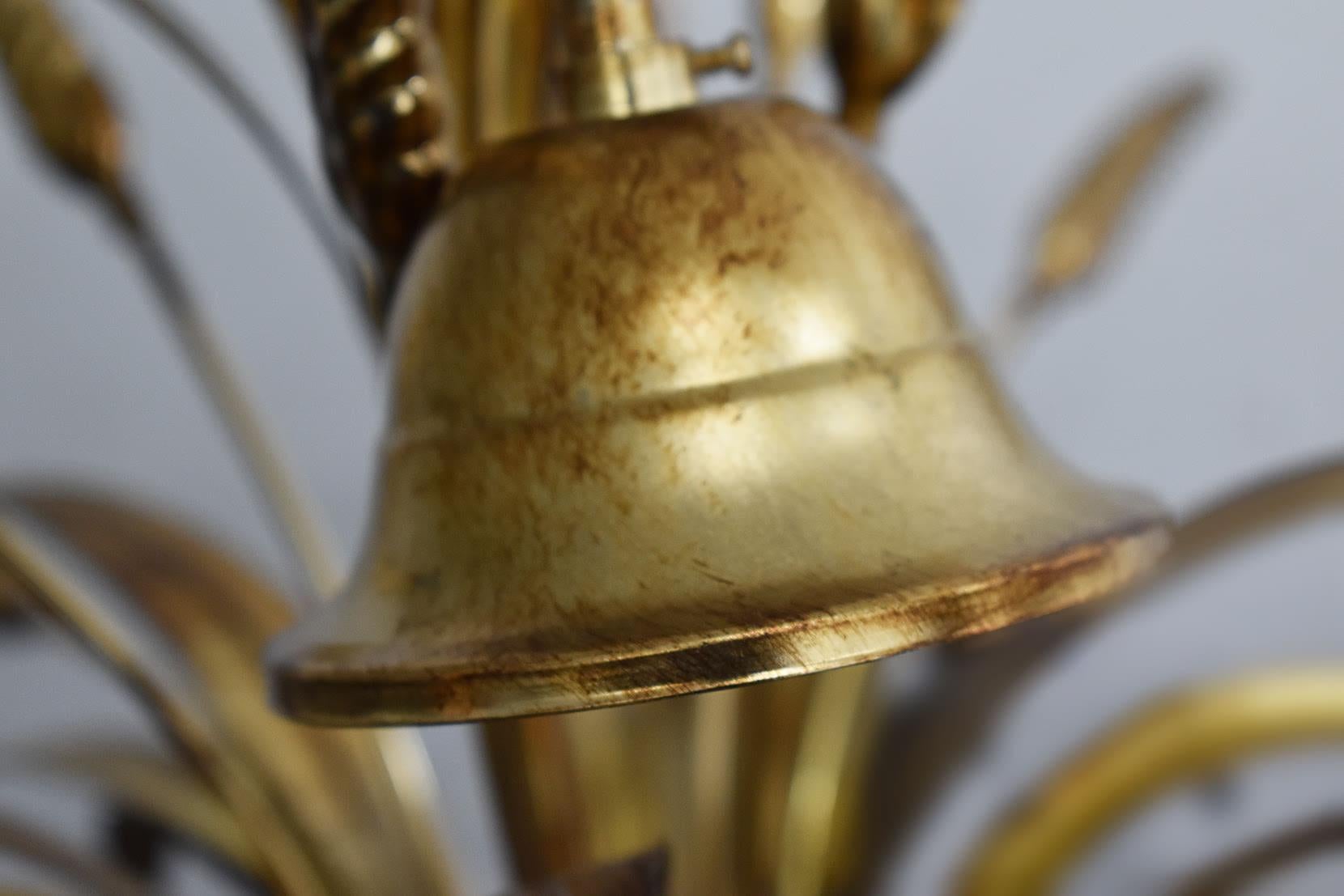 Chandelier in the Style of Maison Jansen, in Guilt Metal, Wheat Shapped Lights In Good Condition In Auribeau sur Siagne, FR