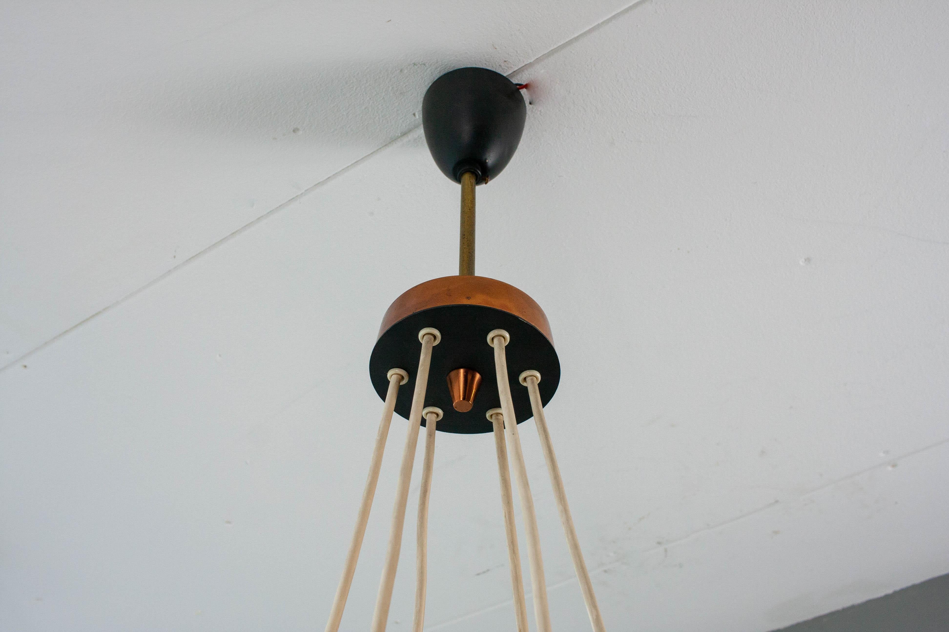 Mid-Century Modern Chandelier in the Style of Stilnovo