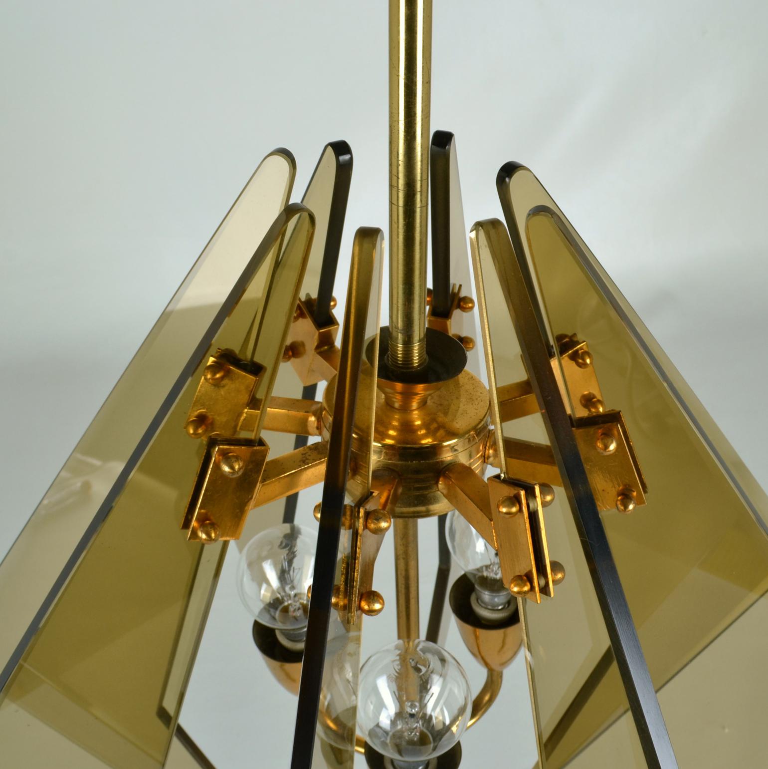 Mid-20th Century Chandelier inTinted Glass and Gilded Brass by Gino Paroldo, Fontana Arte For Sale