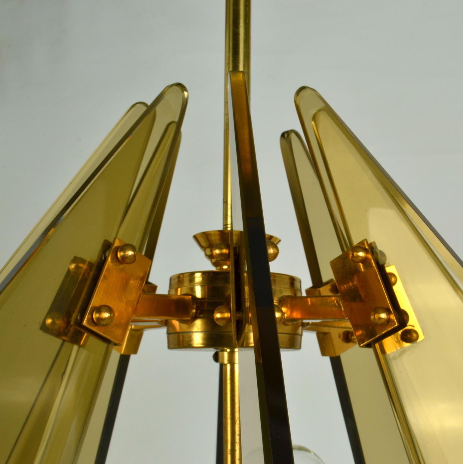 Chandelier inTinted Glass and Gilded Brass by Gino Paroldo, Fontana Arte For Sale 1