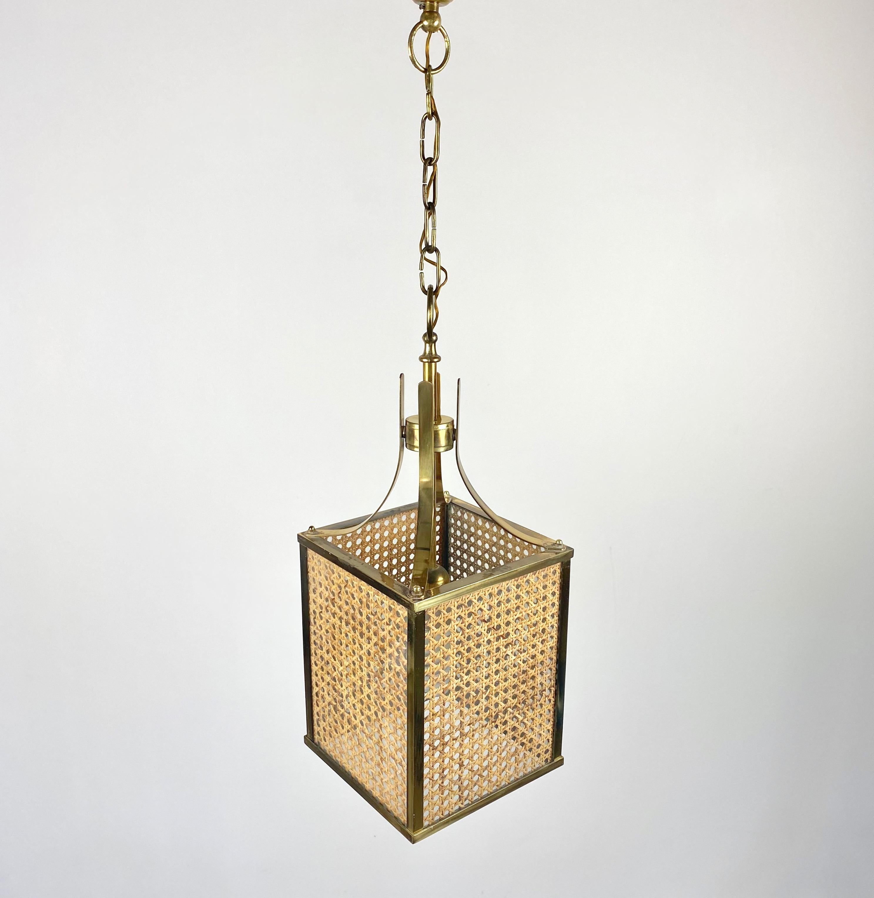 Mid-Century Modern Chandelier Lantern in Rattan Brass and Glass, Italy, 1970s
