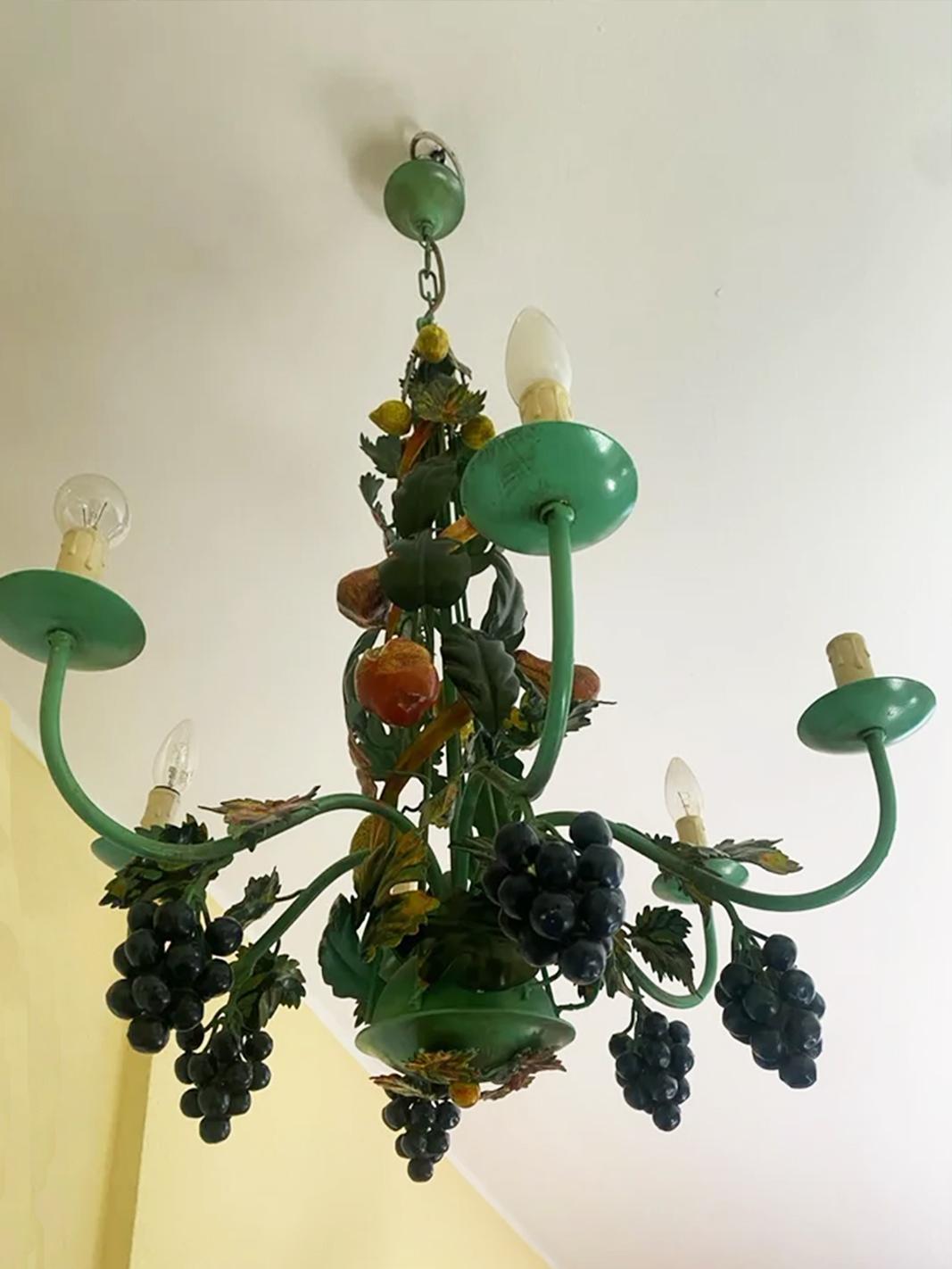 Chandelier Leaves  and Fruits, Italy Mid- 20th Century In Excellent Condition For Sale In Mombuey, Zamora