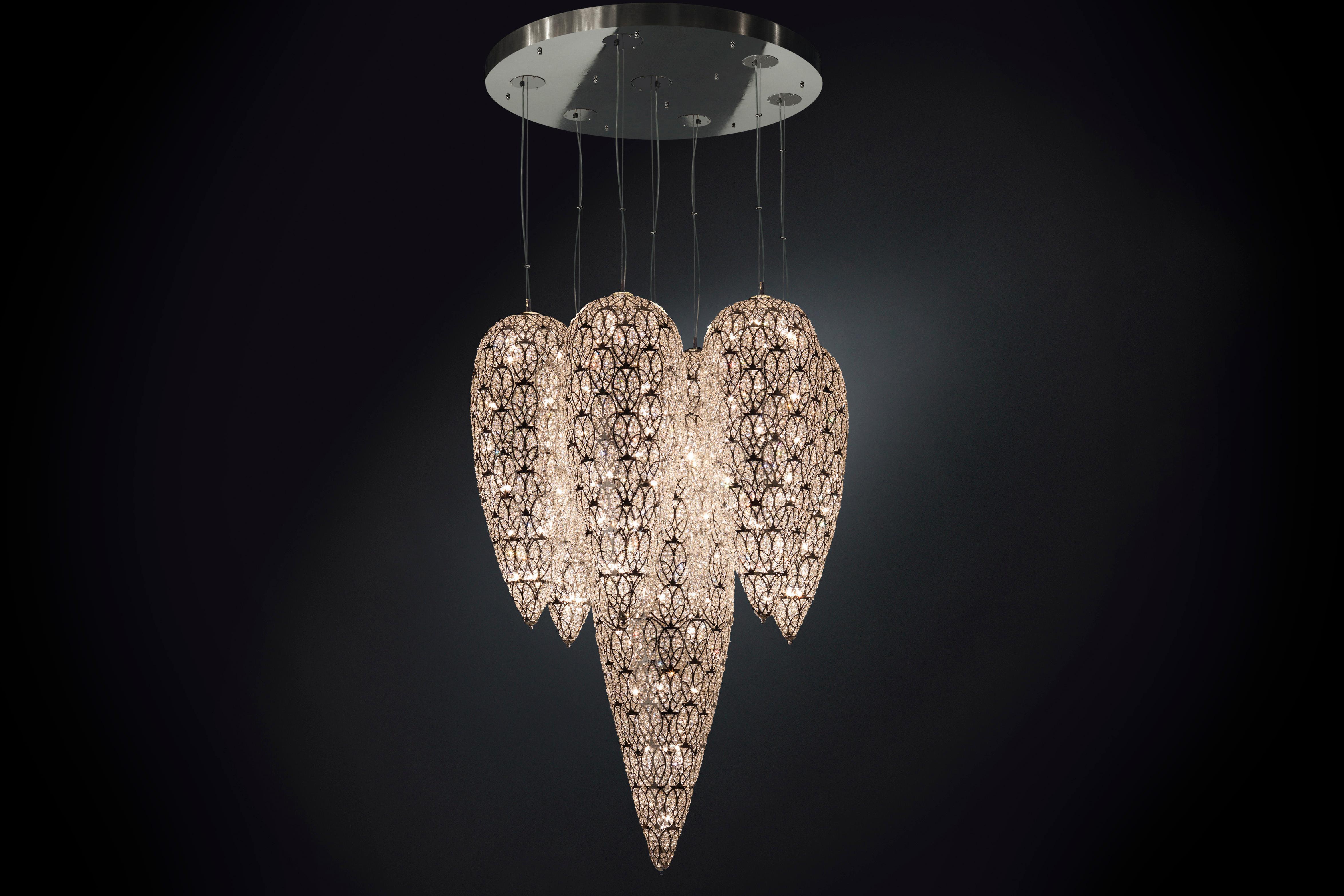 Carved Chandelier Lightfall 7 Sensation Lamps, Chrome Finish, Arabesque Style, Italy For Sale