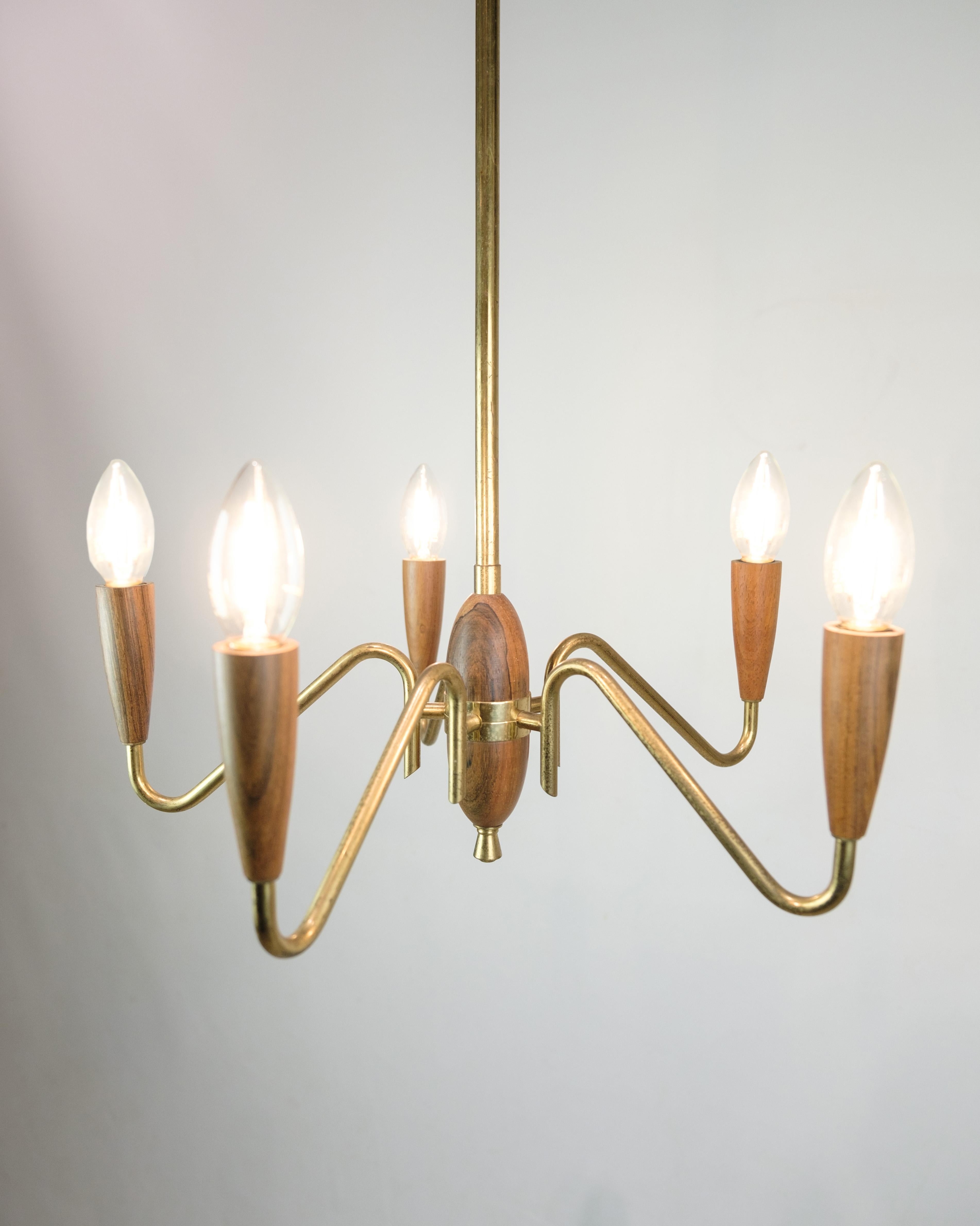 Chandelier Made In Teak & Brass From 1960s In Good Condition For Sale In Lejre, DK