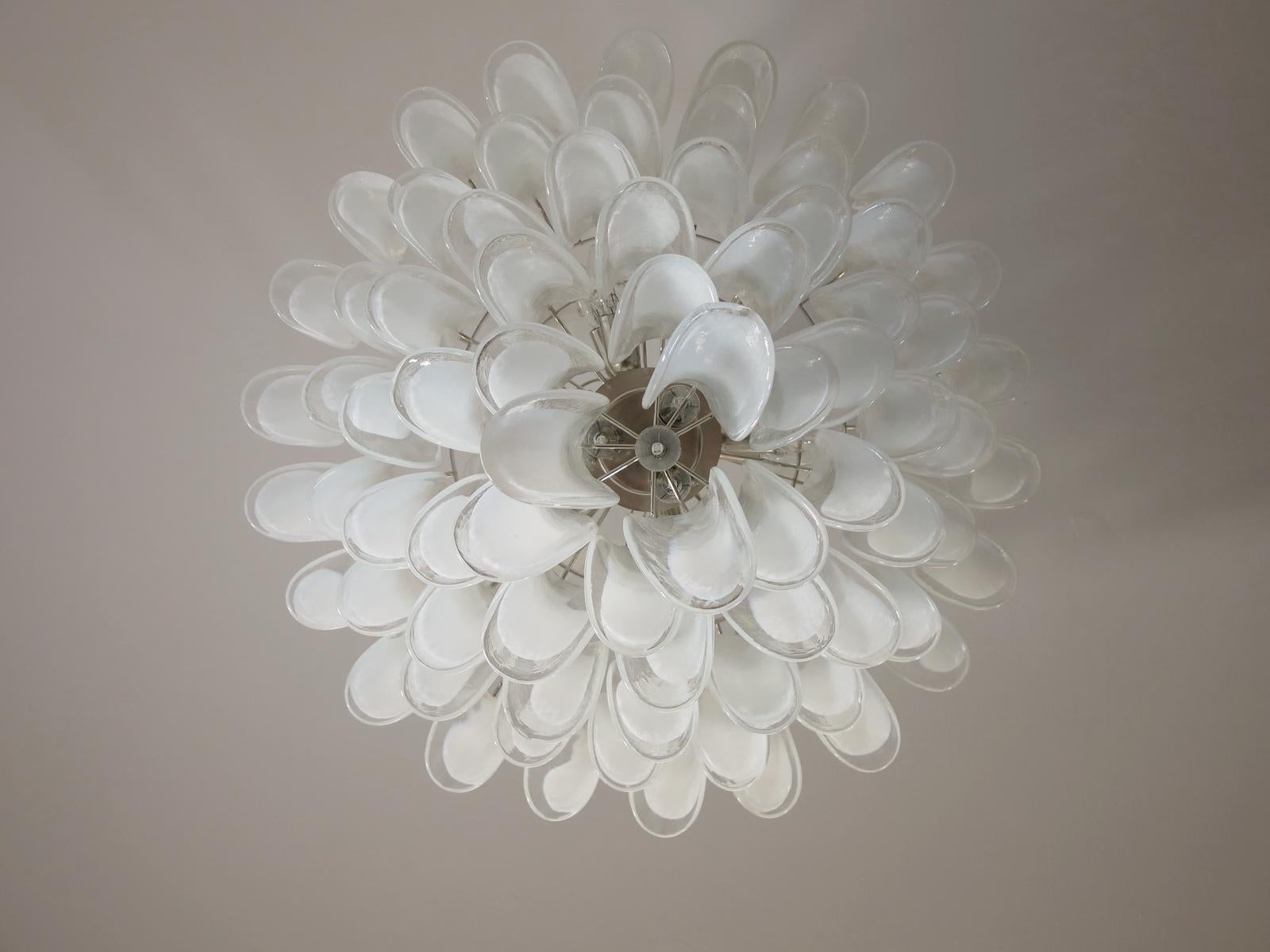 Late 20th Century Chandelier Mazzega Murano, Italy - 85 glass petals For Sale