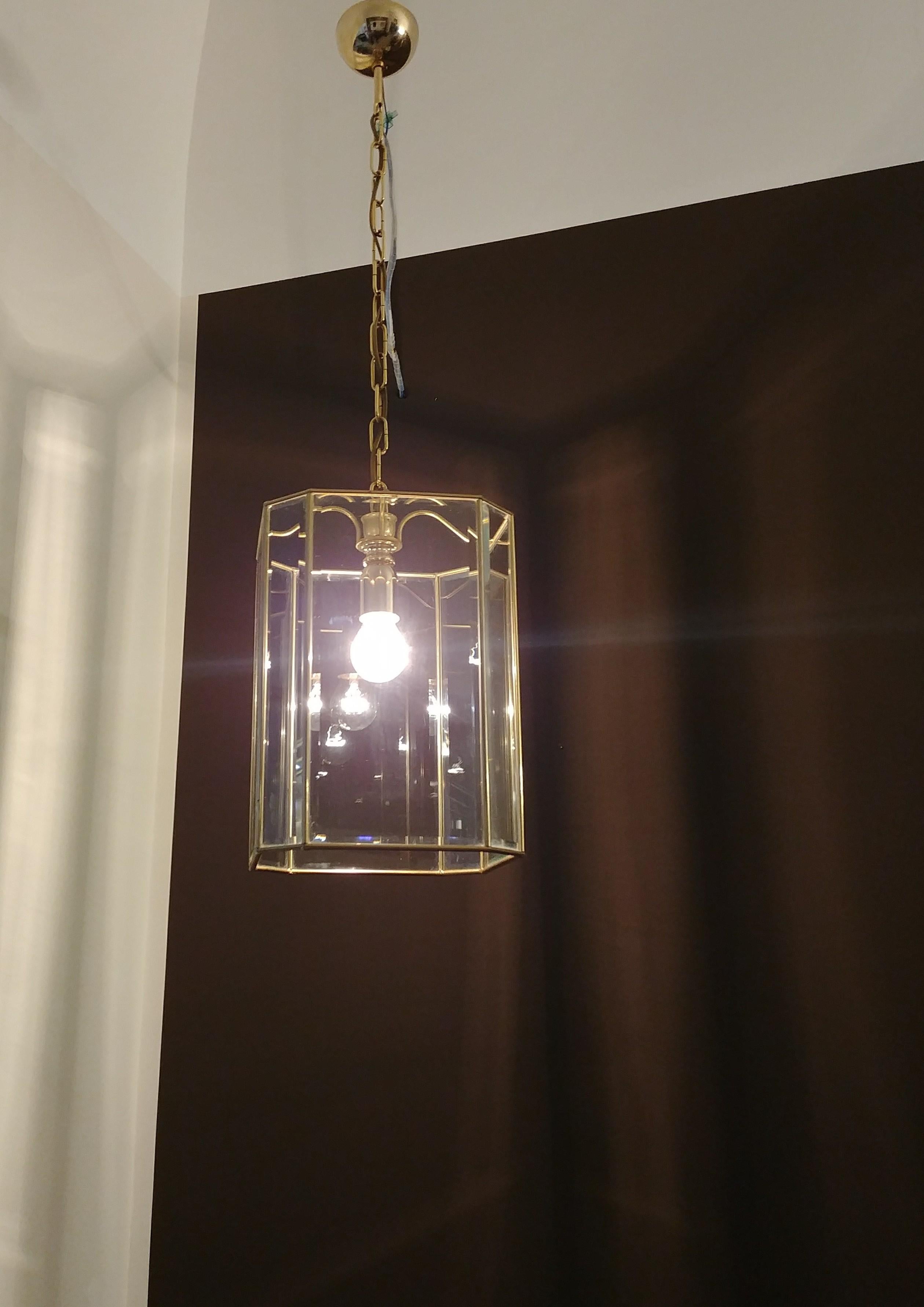 Midcentury Chandelier Suspension Pendant Brass Glass Italian Design 1970s In Good Condition For Sale In Palermo, IT