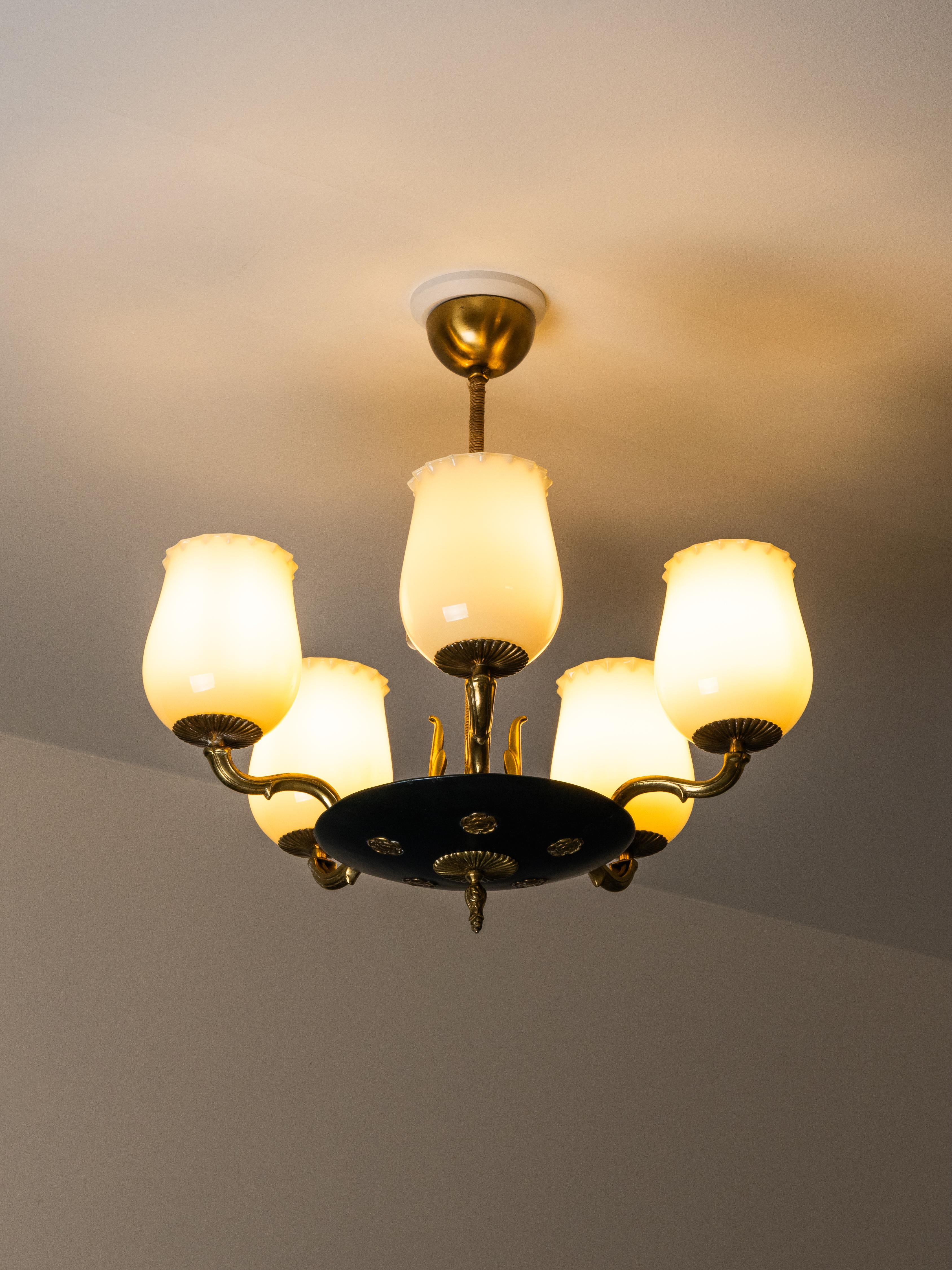 Lampadario Model 1374/5 di Paavo Tynell per Taito Oy, Finlandia, 1930 in vendita 8