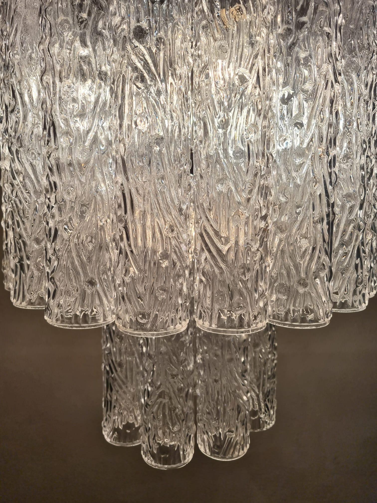 Chandelier Murano Glass Composed of 26 Elements, 1960s, Venini style In Excellent Condition In Arezzo, Italy