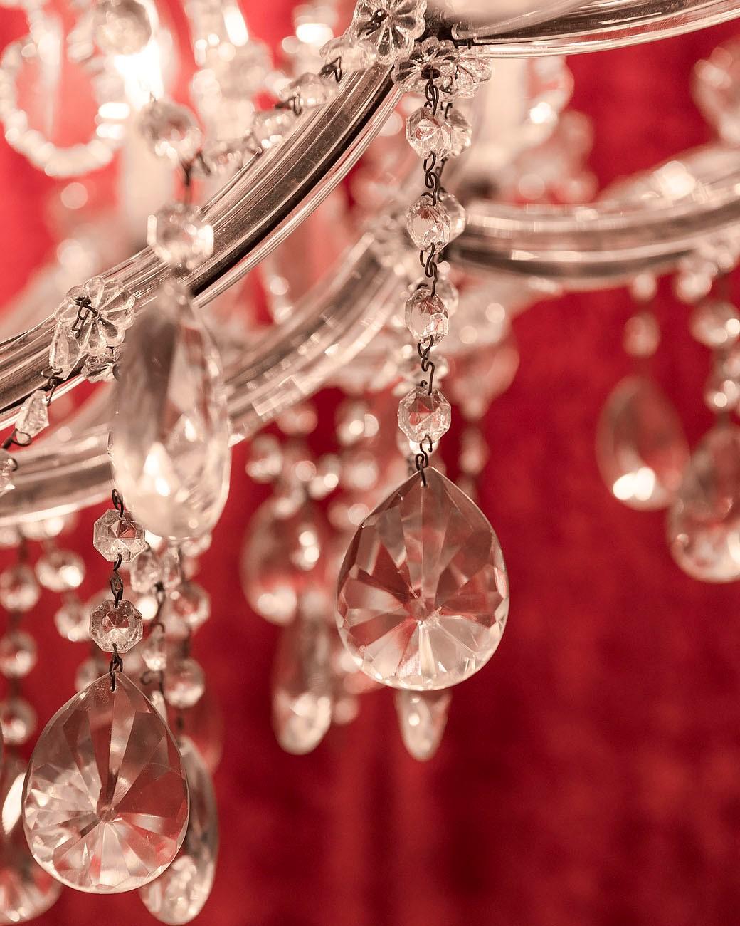 Mid-Century Modern Large Crystal Chandelier of the Extra Class For Sale