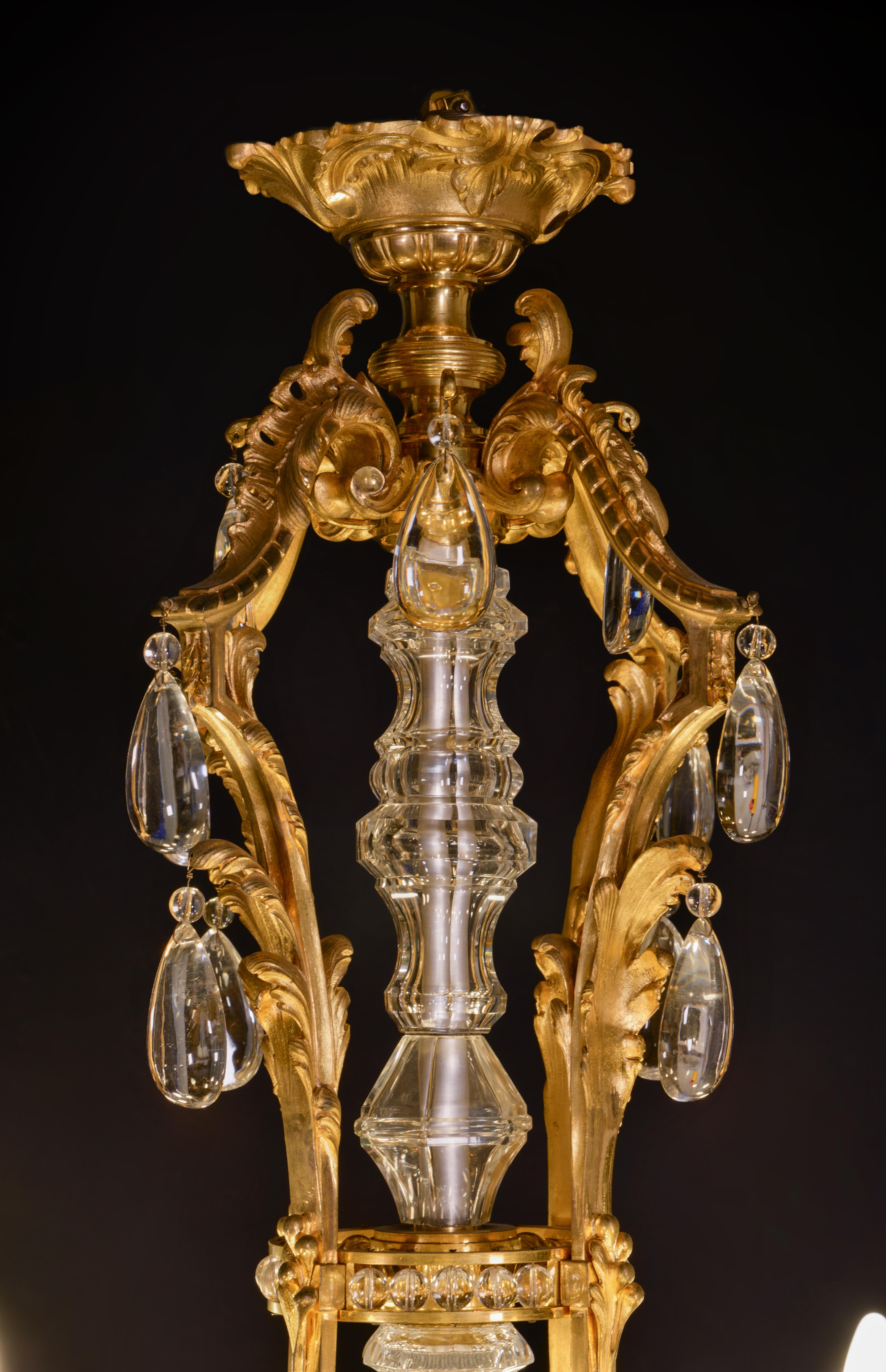 Lámpara de araña o de techo, estilo Luis XVI. Bronce, cristal. Francia, siglo XIX en venta 10