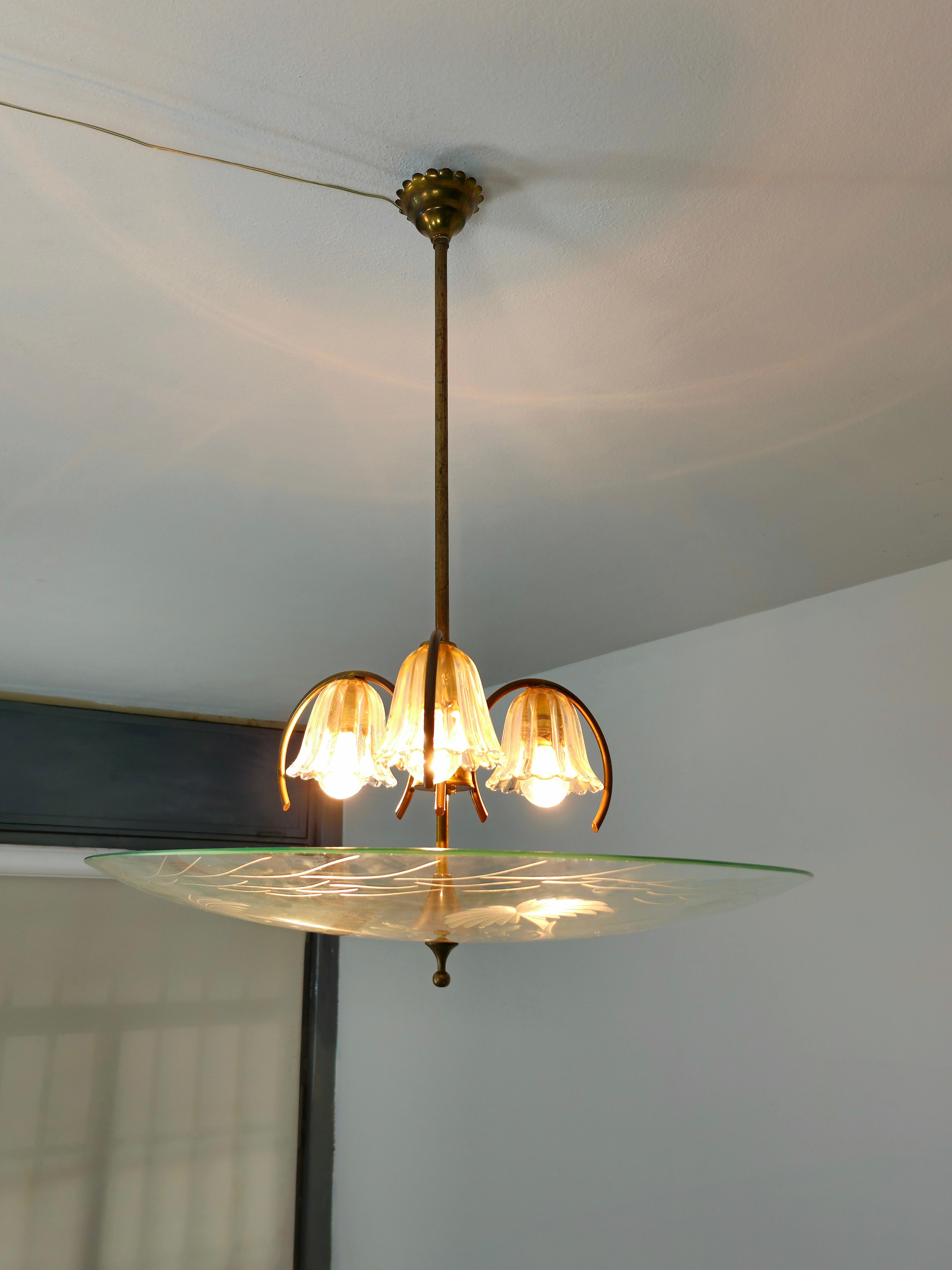 Chandelier Pendant Brass Glass Attributed to Pietro Chiesa for Fontana Arte 1940 For Sale 6