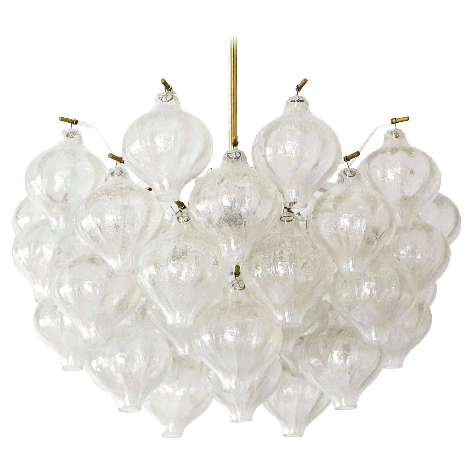 Chandelier Pendant Light 'Tulipan' by Kalmar, Murano Glass Brass, 1970