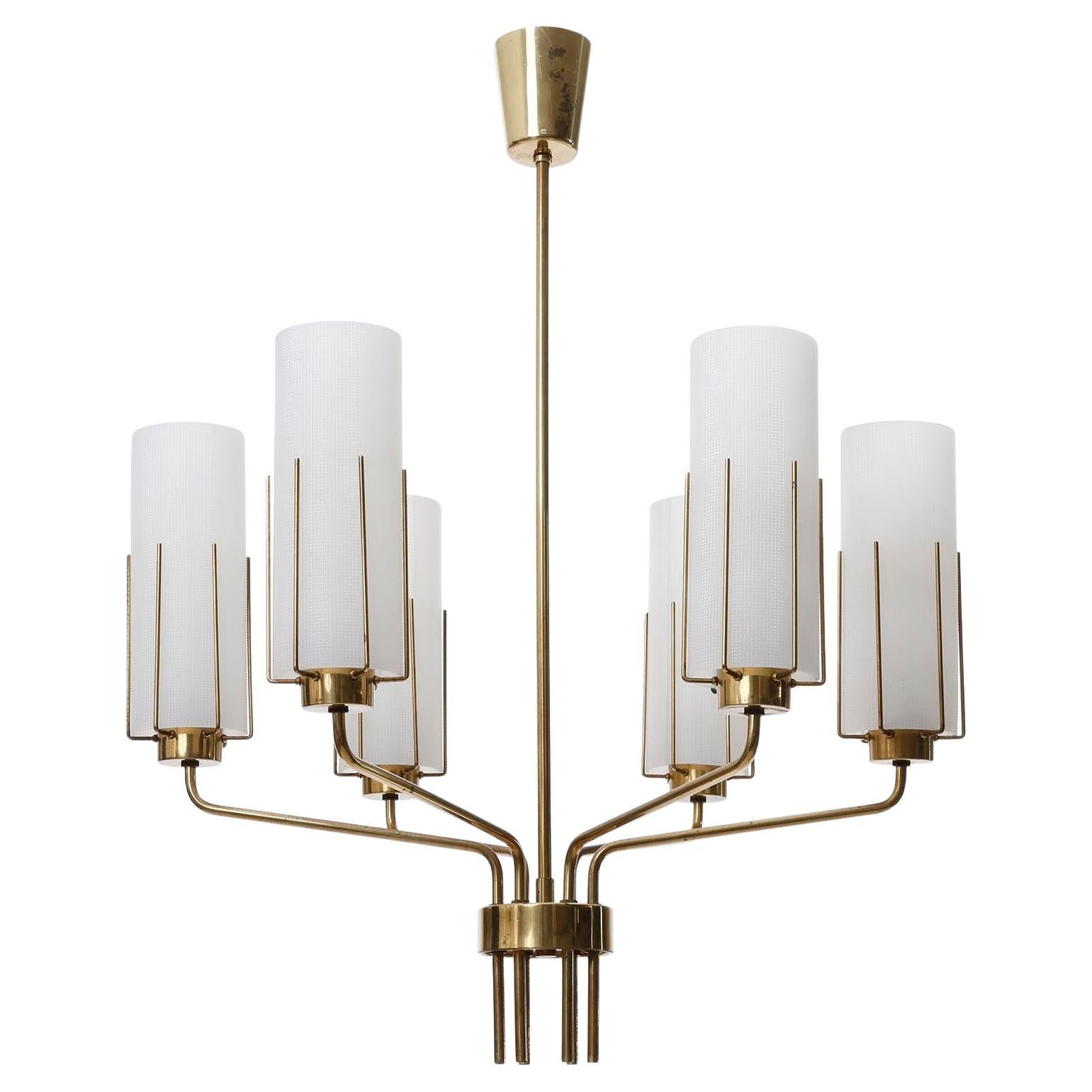 Lucidato Lampadario a sospensione, plexiglass opalino smerigliato bianco latte, ottone acrilico, anni '60 in vendita