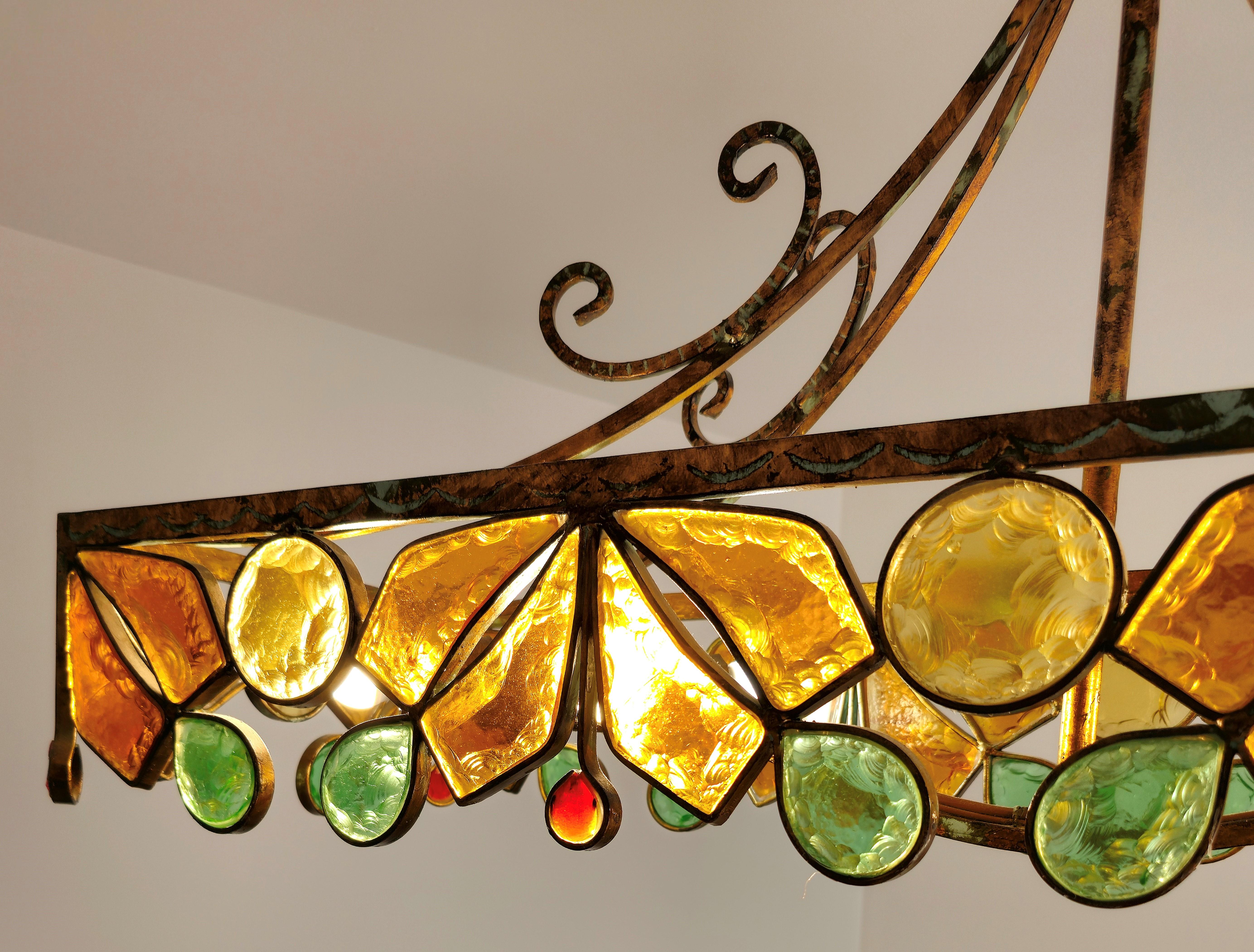 Chandelier Pendant Poliarte Metal Hammered Glass Midcentury Italian Design 1970s In Good Condition For Sale In Palermo, IT