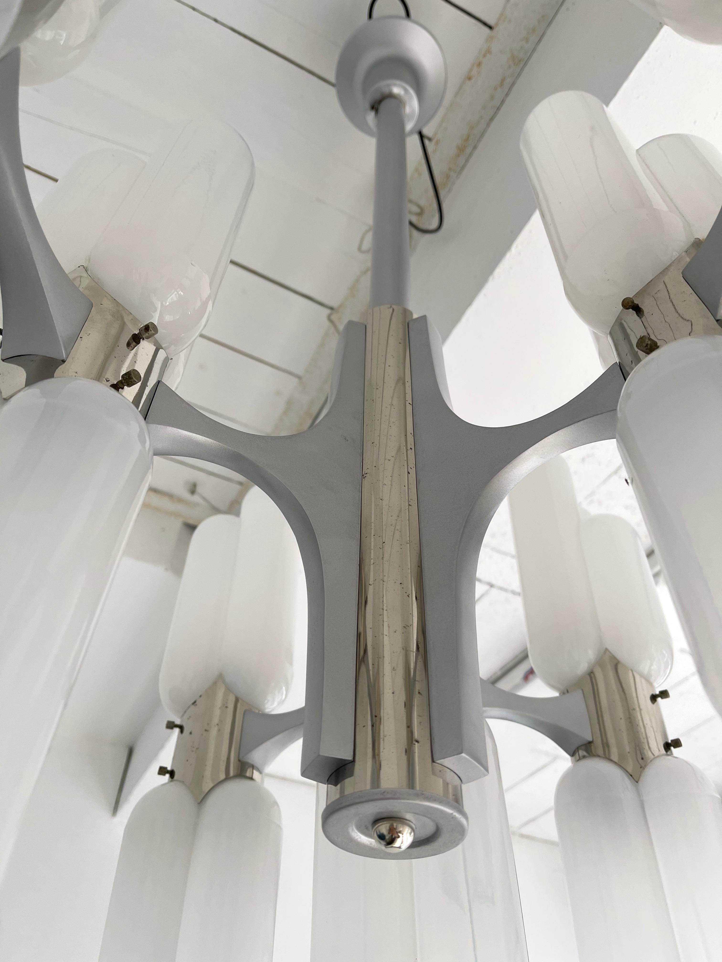 Rare large Torpedo model, chandelier ceiling pendant light lamp by Carlo Nason the brother of Aldo Nason, 18 lights. Blown Murano glass, metal chrome. Famous manufacture like Venini, Vistosi, La Murrina, Hollywood Regency, Poliarte.